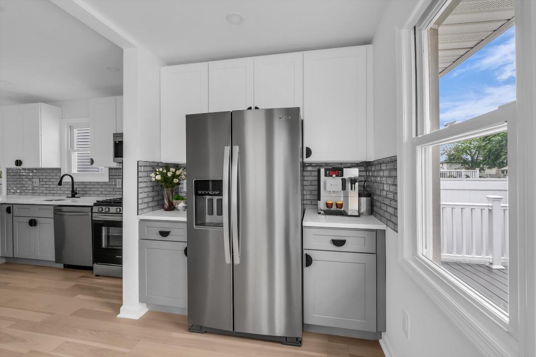 3327 Parkway drive, Baldwin, NY 11510