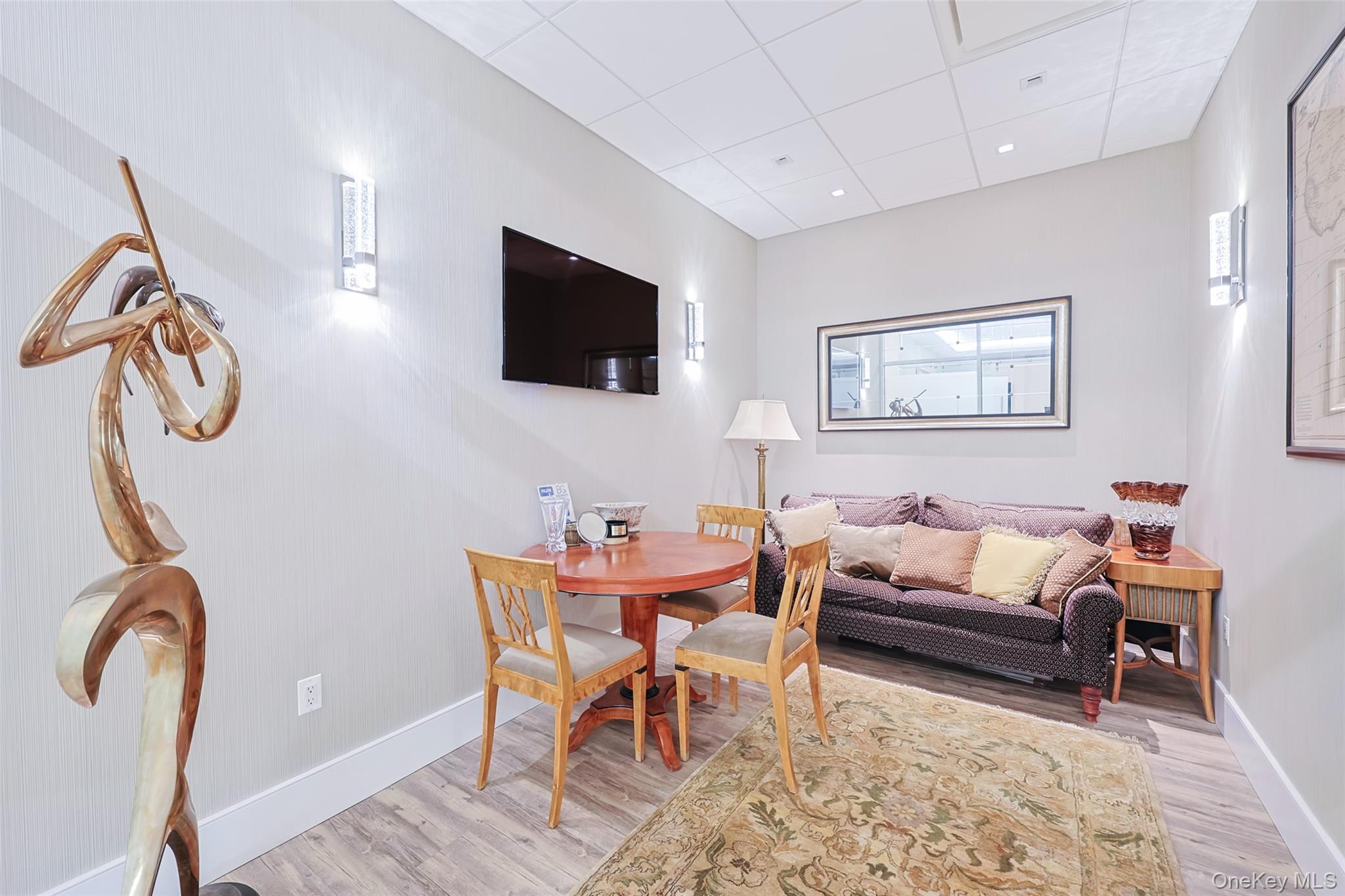 833 Northern Blvd Great Neck # 270, Great Neck, NY 11021