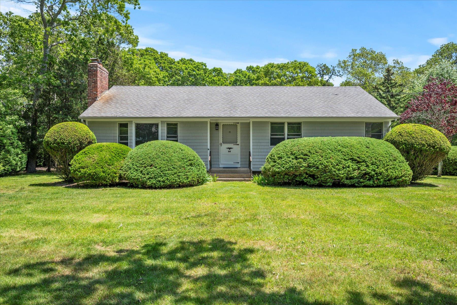 64 Old Depot Road, Quogue, NY 11959