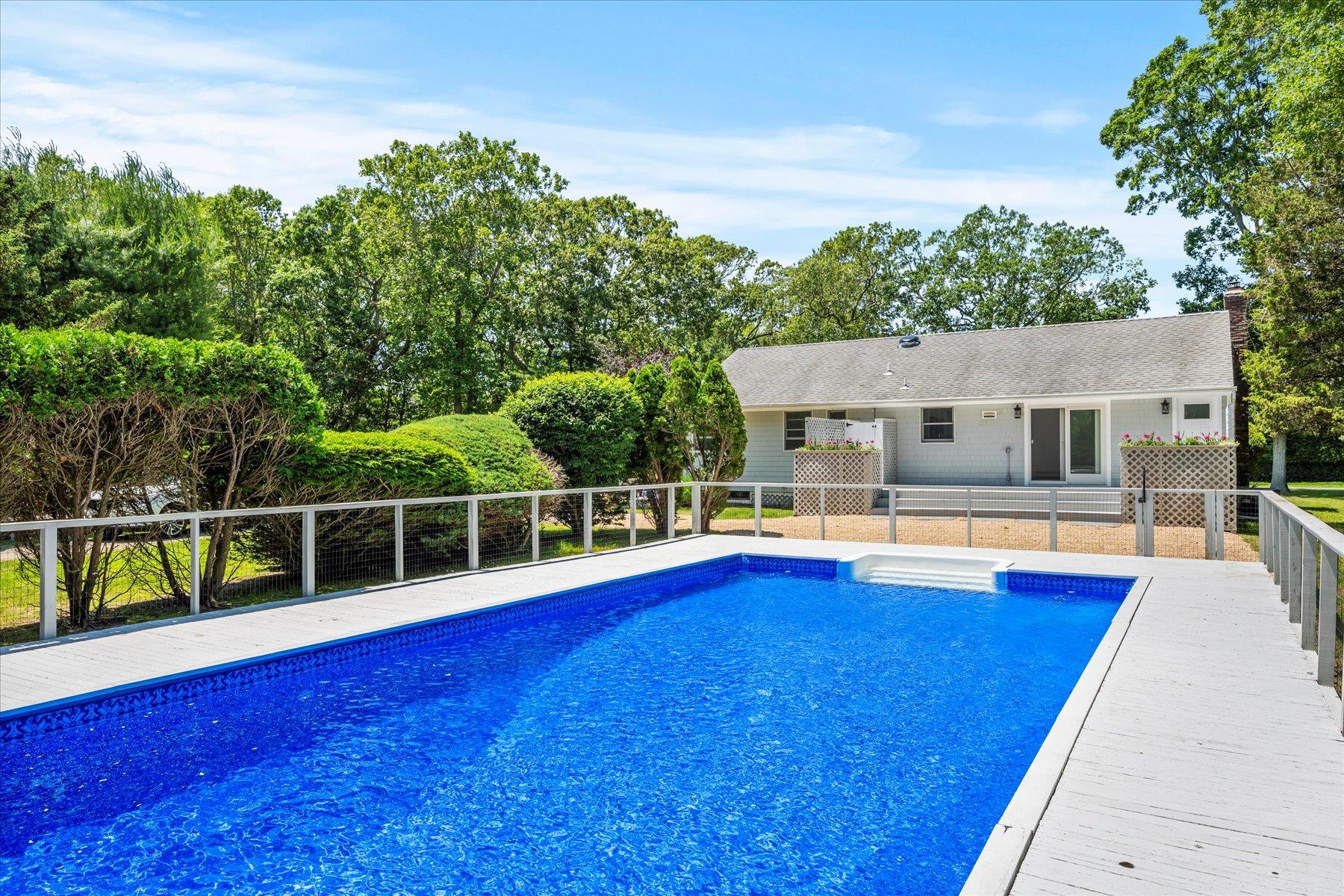 64 Old Depot Road, Quogue, NY 11959