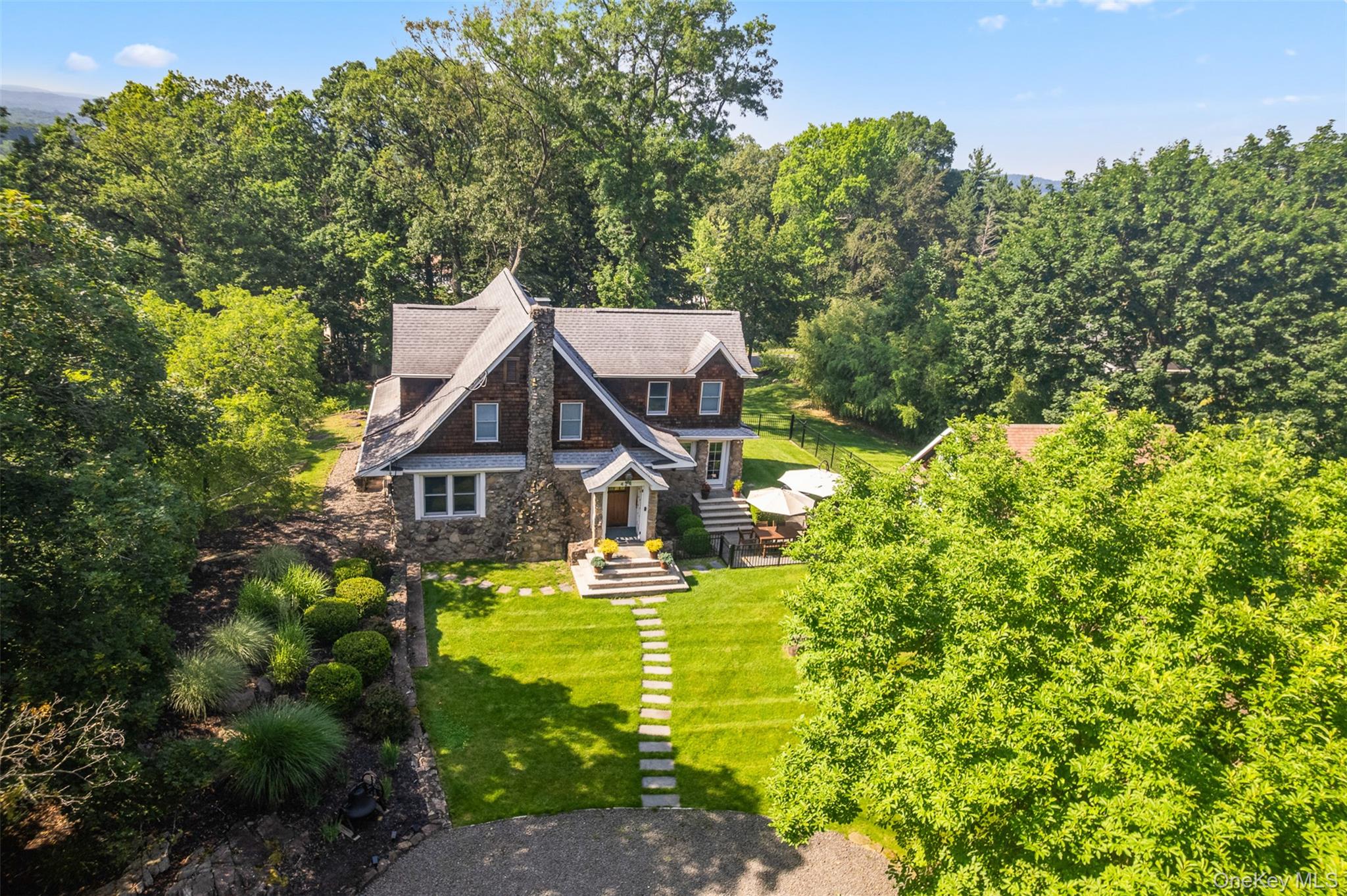 424 Storms Road, Valley Cottage, NY 10989