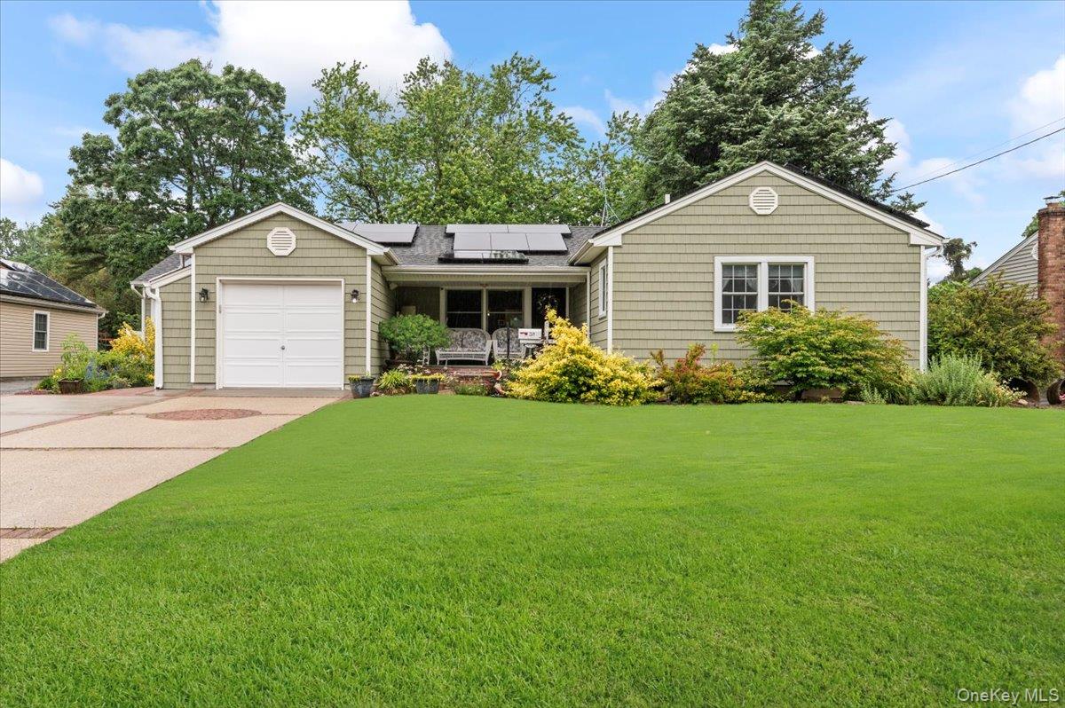 50 Towne Street, Amityville, NY 11701