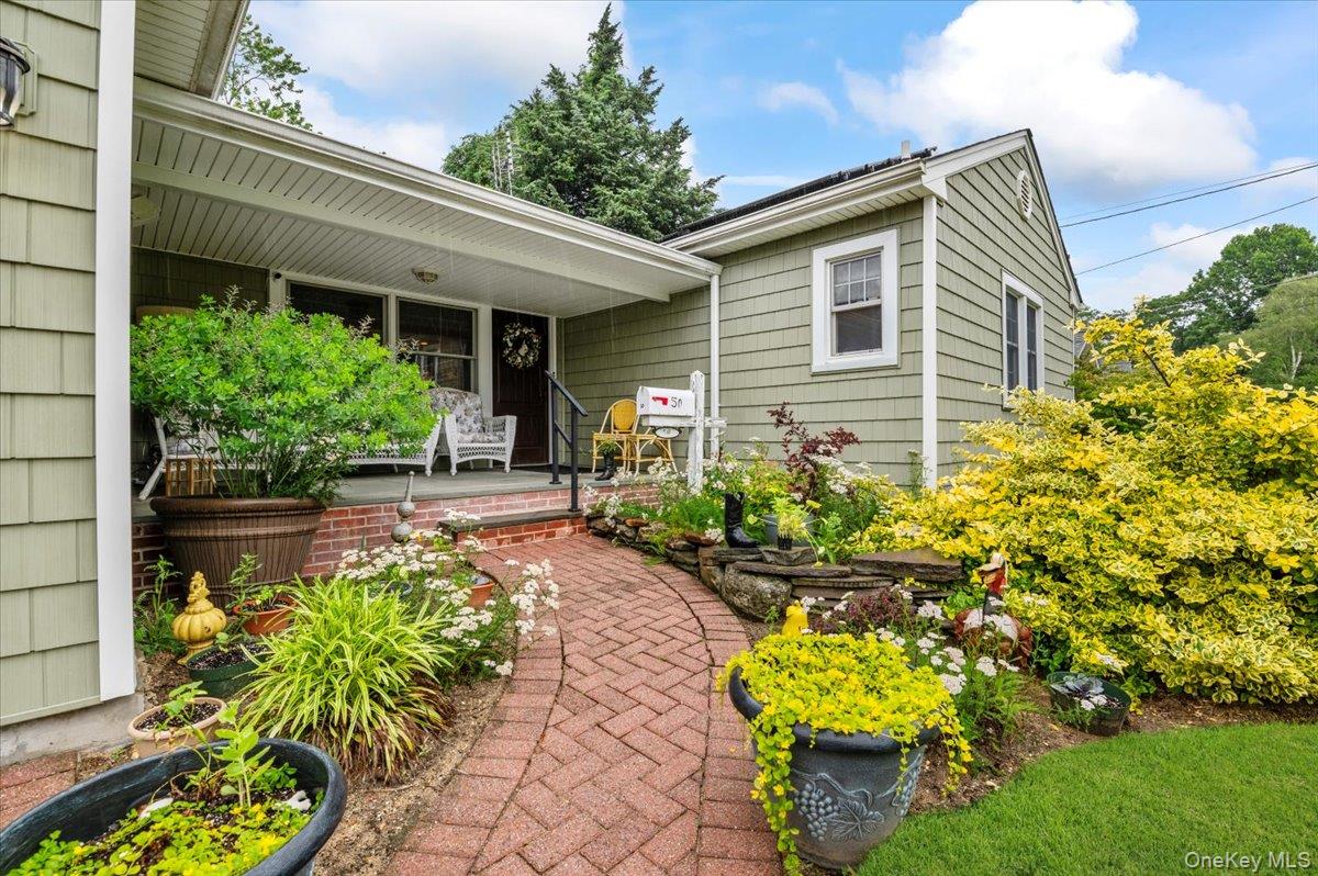 50 Towne Street, Amityville, NY 11701