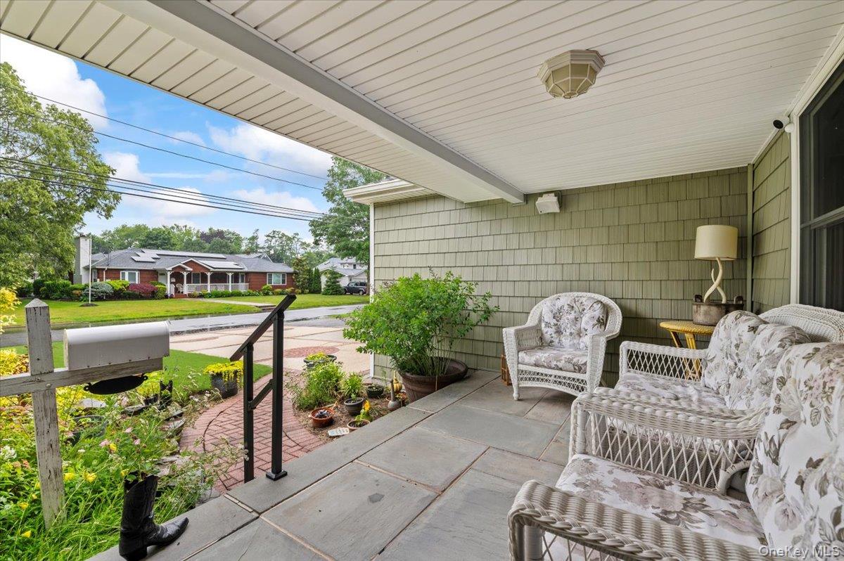 50 Towne Street, Amityville, NY 11701