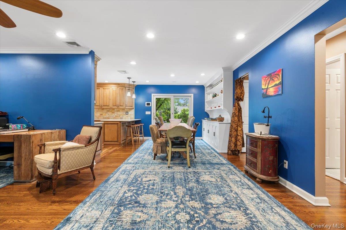 50 Towne Street, Amityville, NY 11701