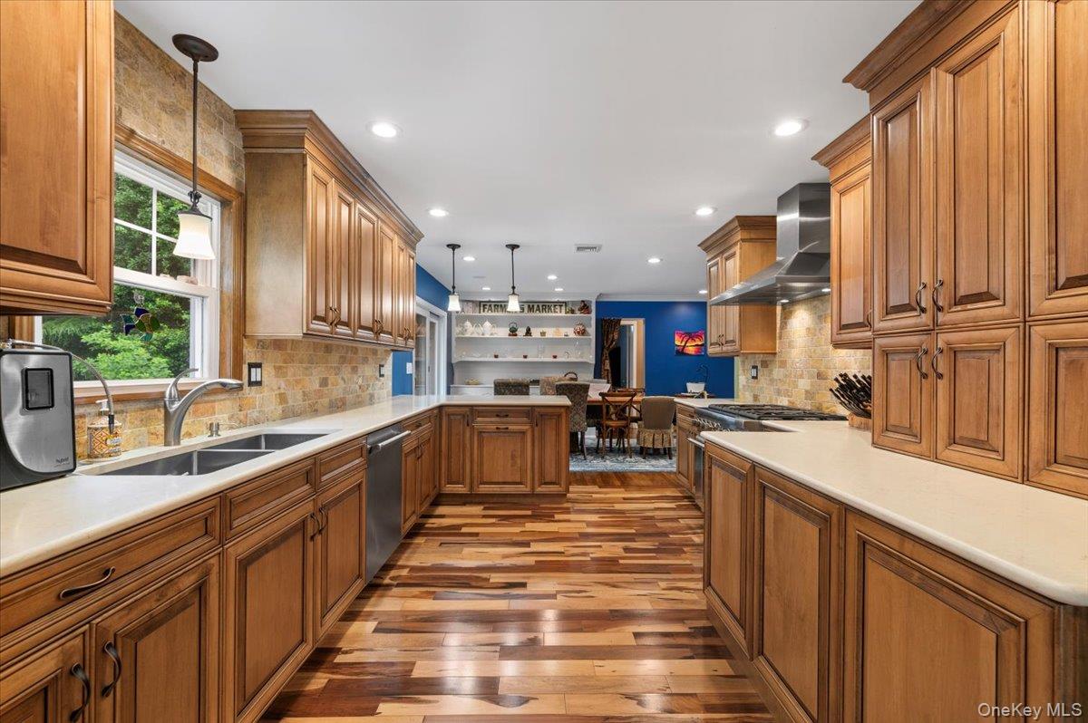 50 Towne Street, Amityville, NY 11701