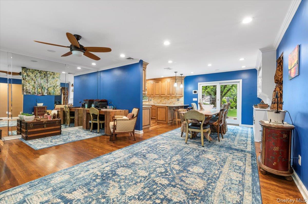 50 Towne Street, Amityville, NY 11701