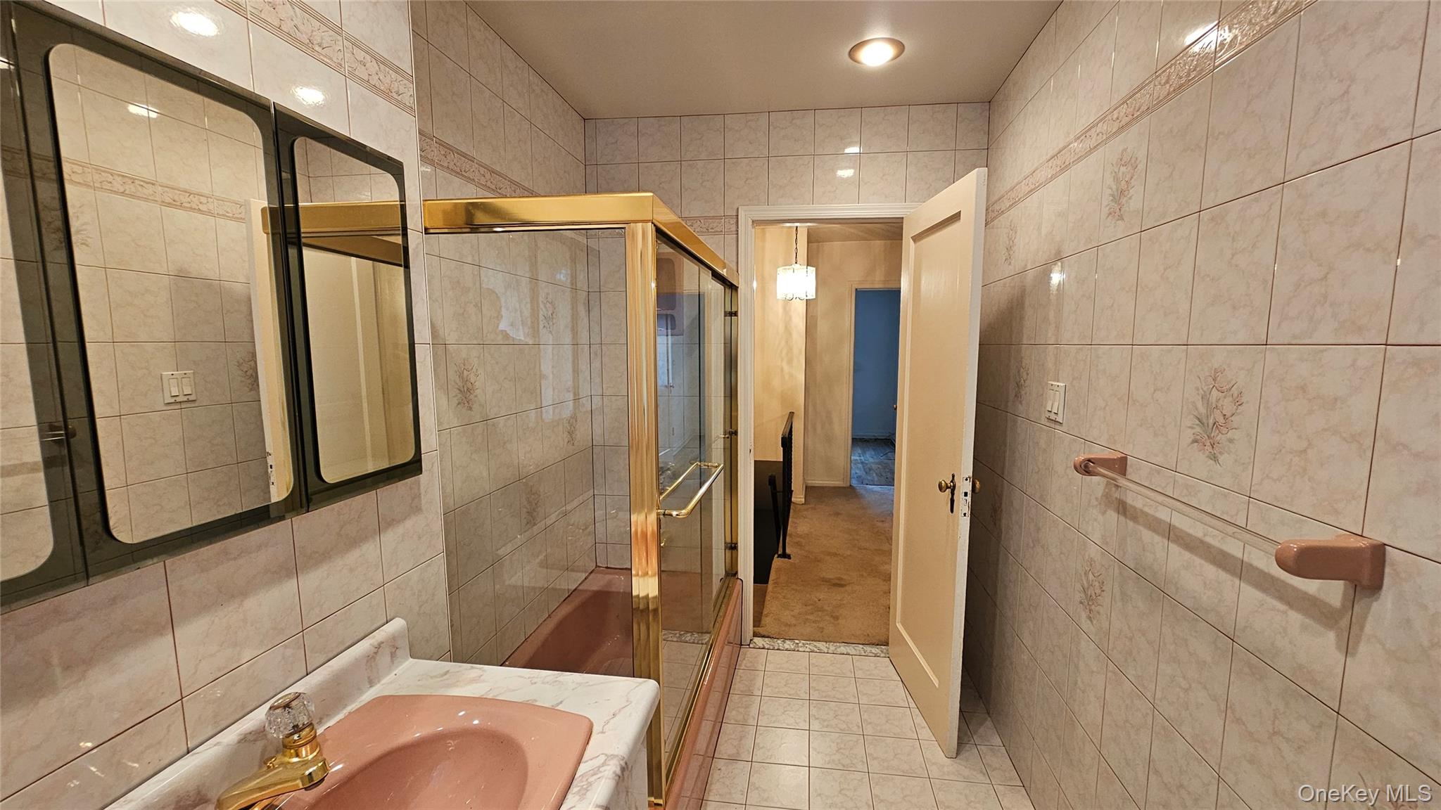 10811 65th Road, Forest Hills, NY 11375