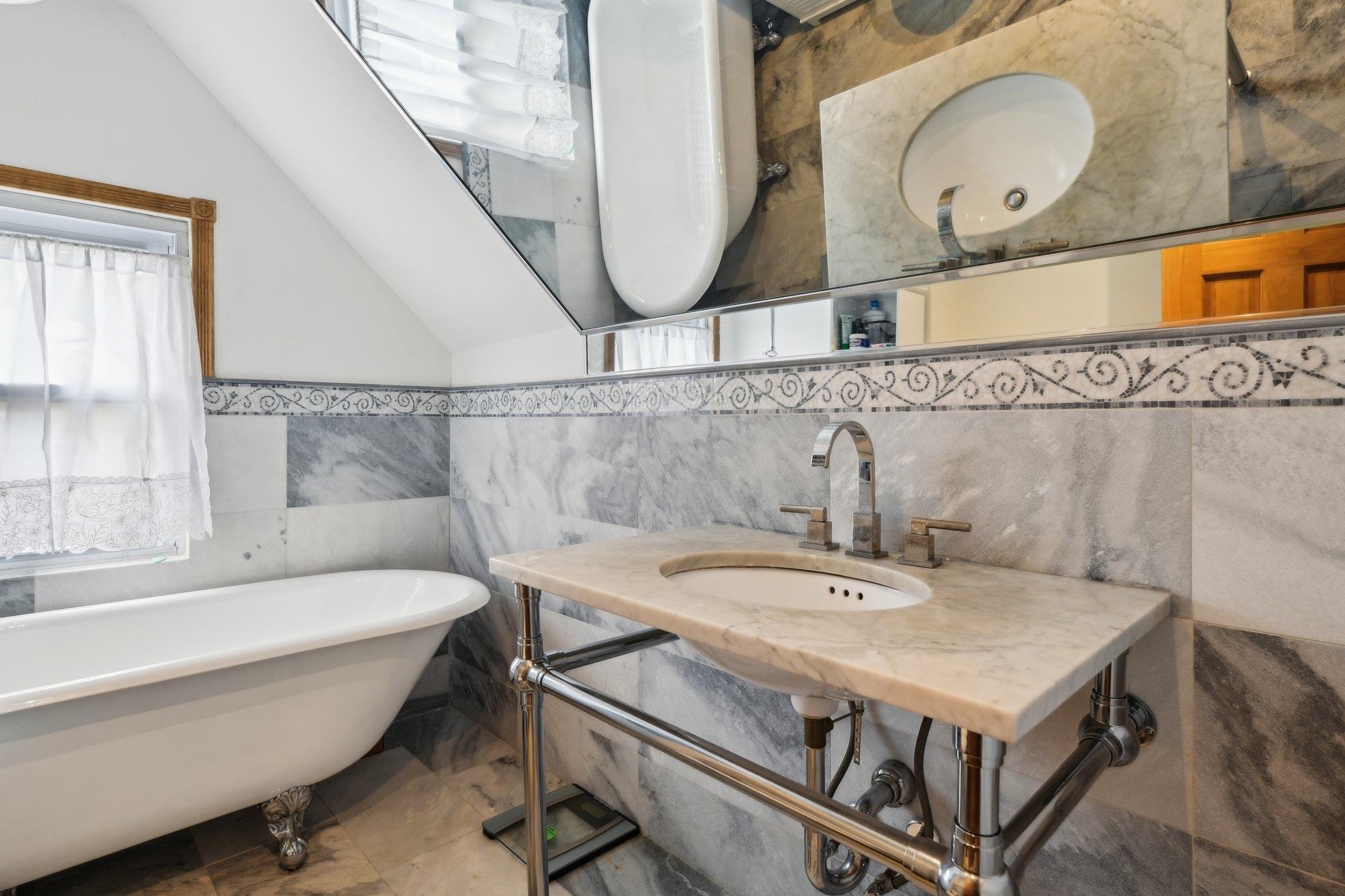 455 E 26th Street, Brooklyn, NY 11226