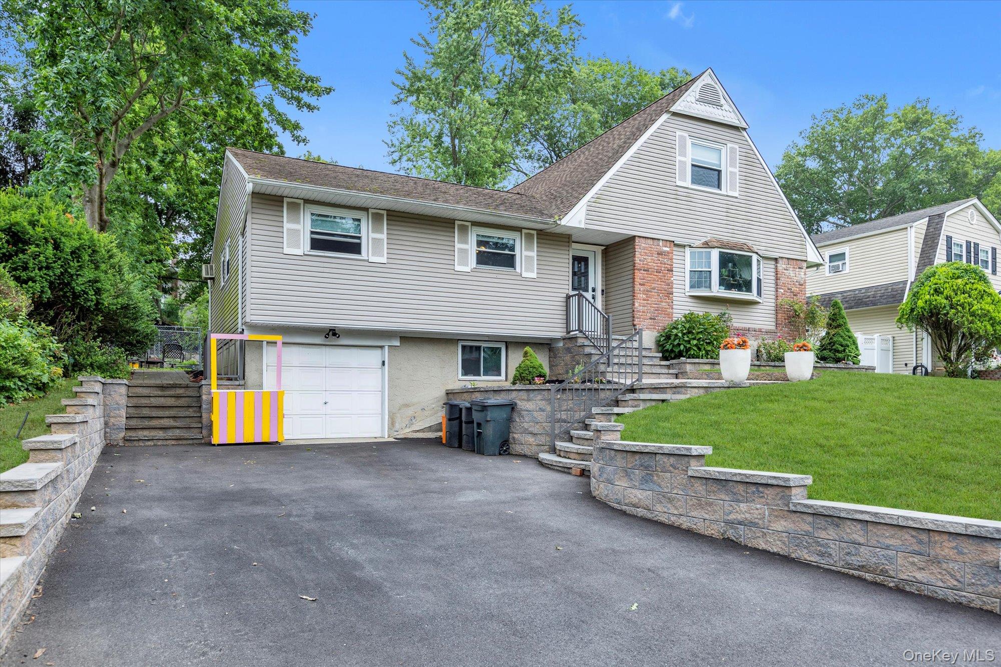 63 Ravenwood Drive, Kings Park, NY 11754