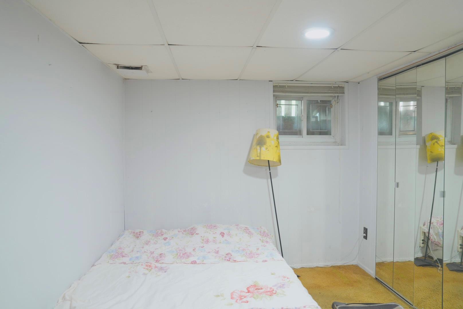 23 Clinton Lane, Jericho, NY 11753