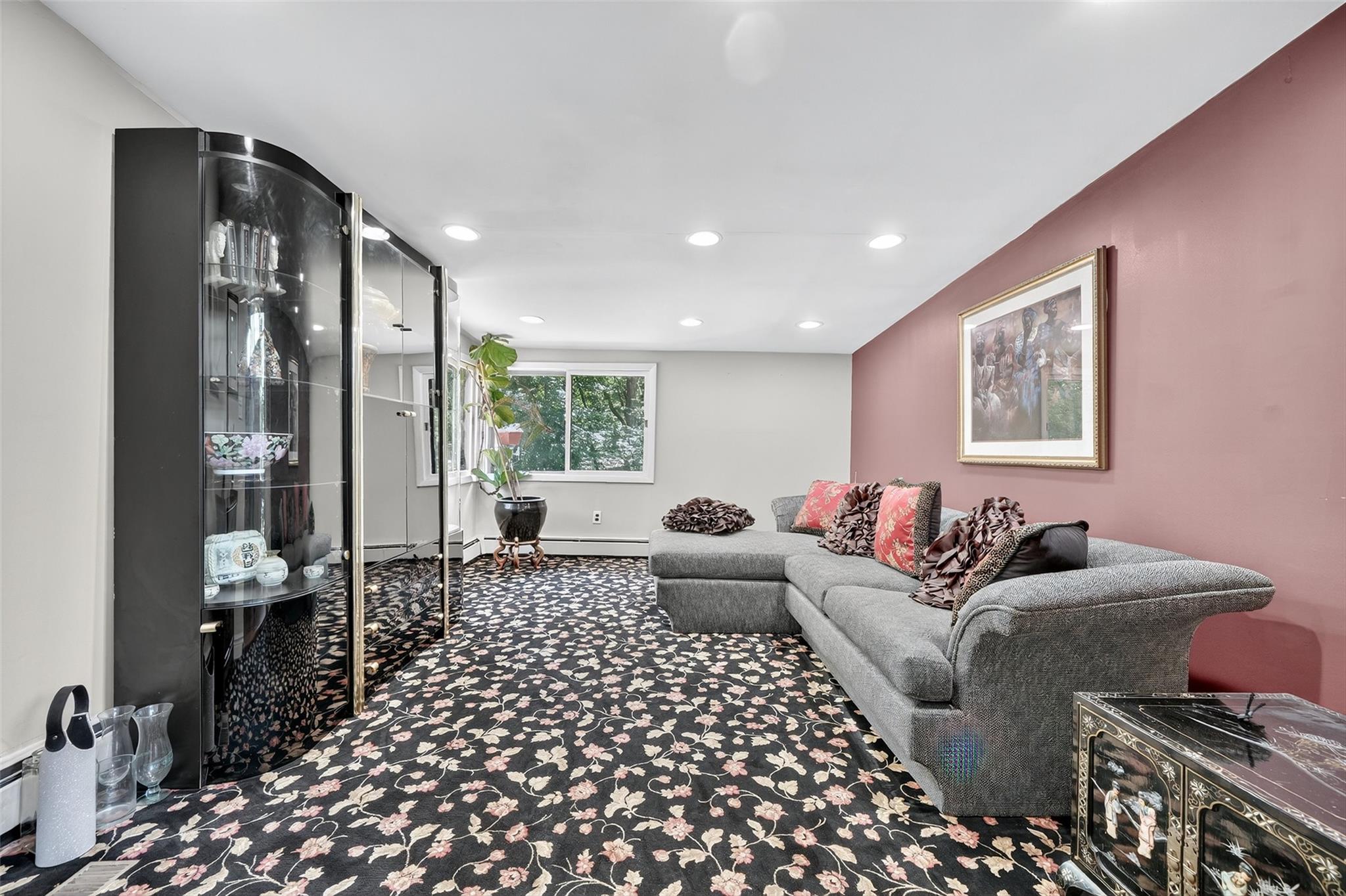 27 Maiden Lane, New City, NY 10956