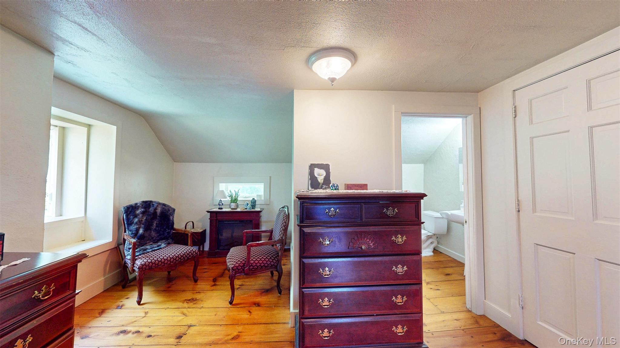 321 Crans Mill Road, Pine Bush, NY 12566