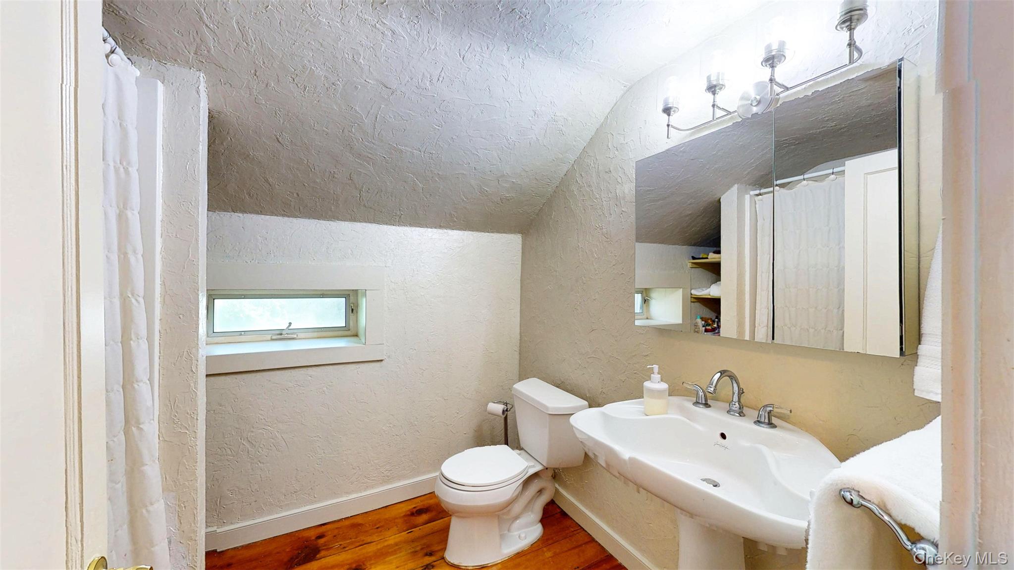 321 Crans Mill Road, Pine Bush, NY 12566