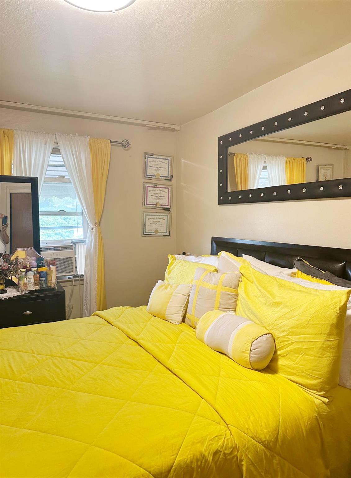 804 E 221st Street, Bronx, NY 10467