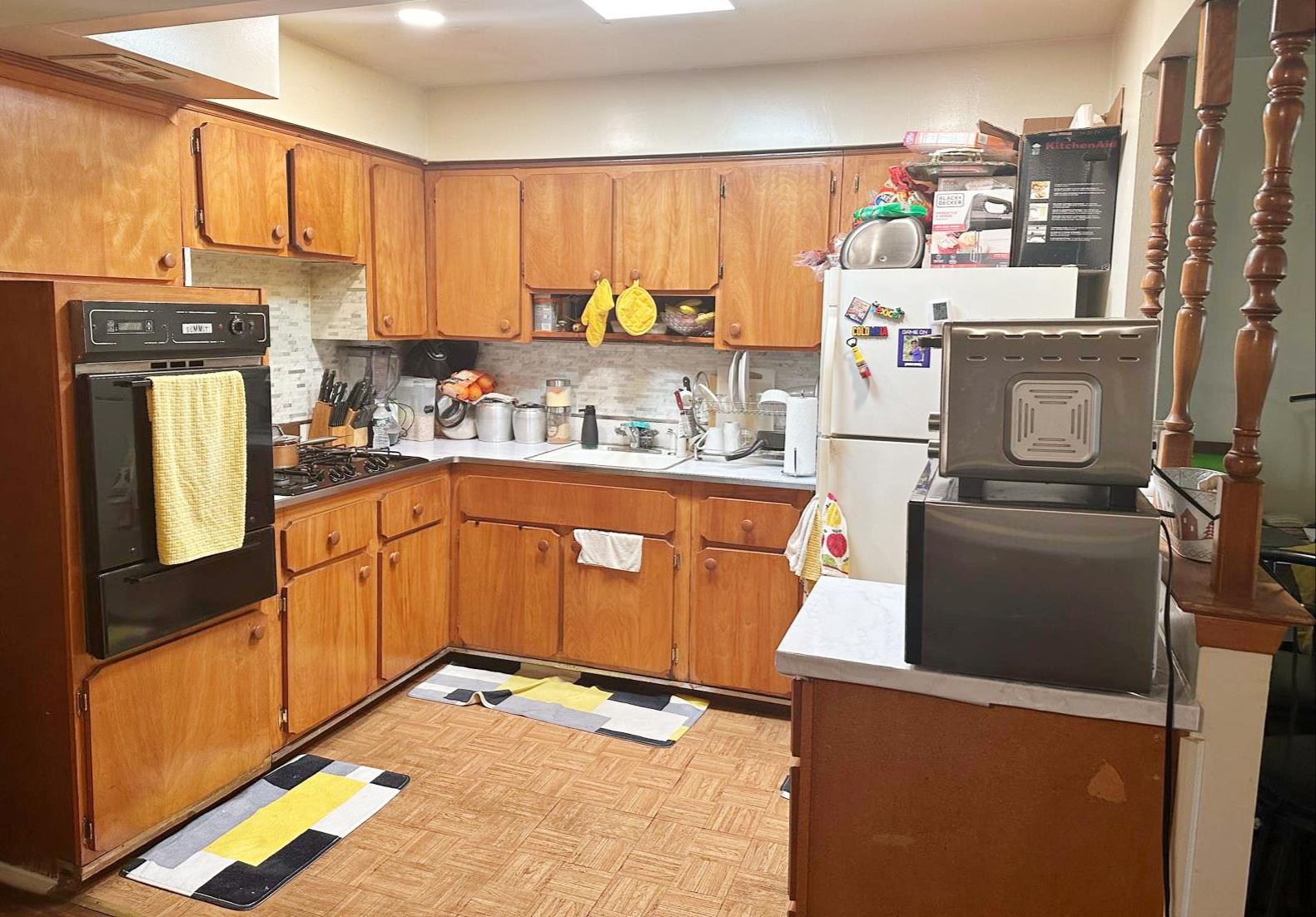 804 E 221st Street, Bronx, NY 10467