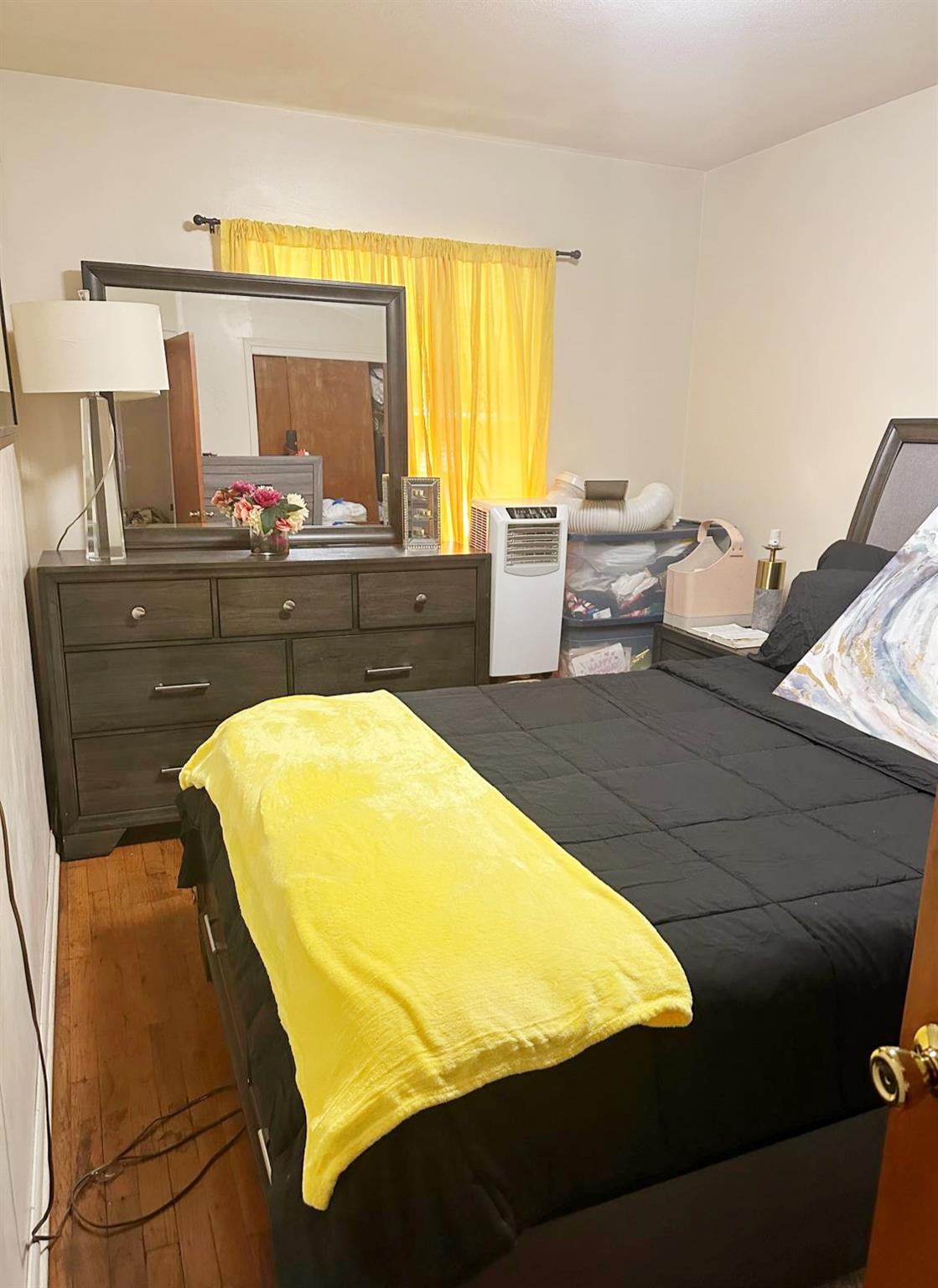 804 E 221st Street, Bronx, NY 10467