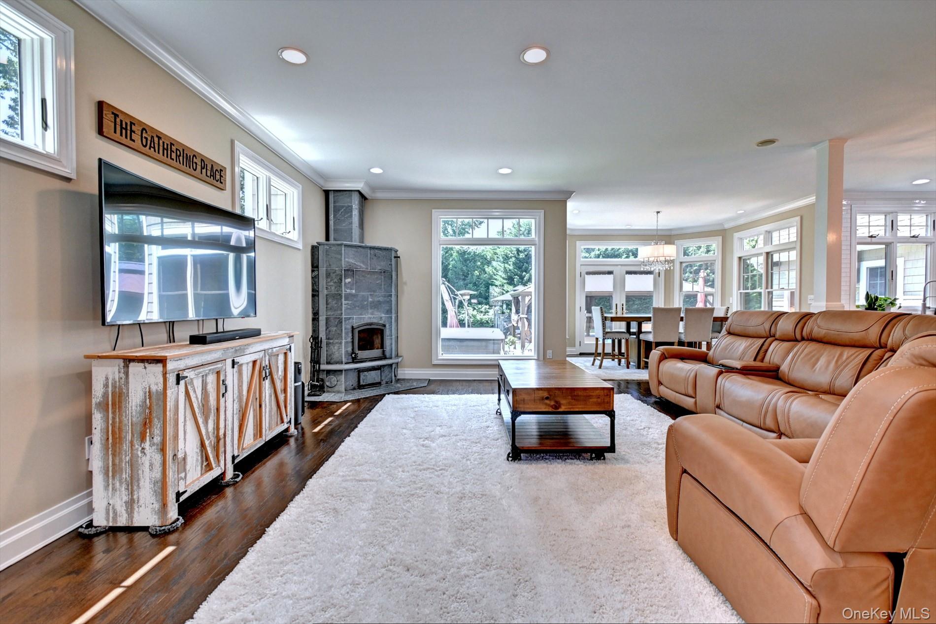 4 Briana Court, East Moriches, NY 11940