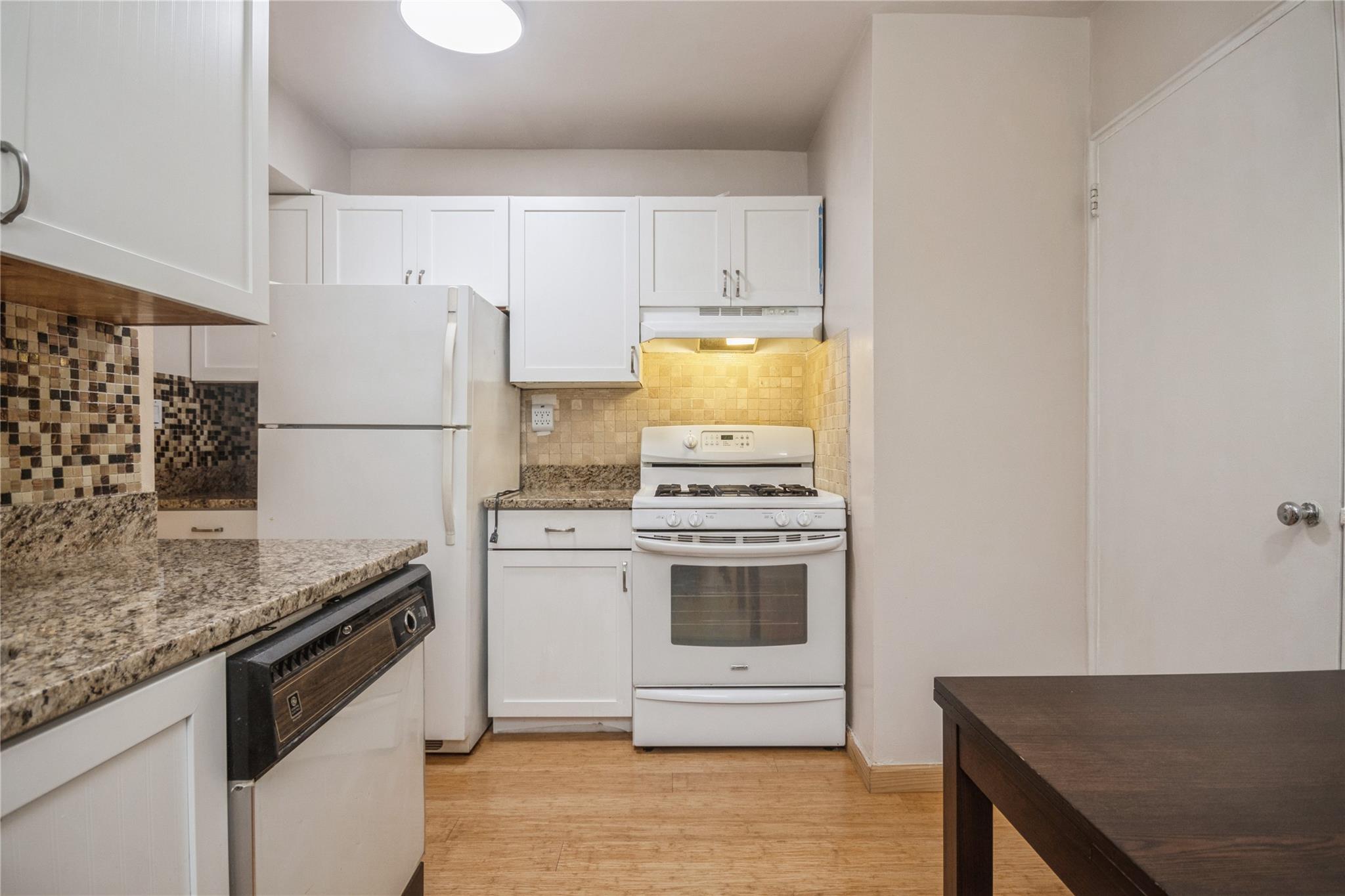 4 Sadore Lane # 3E, Yonkers, NY 10710