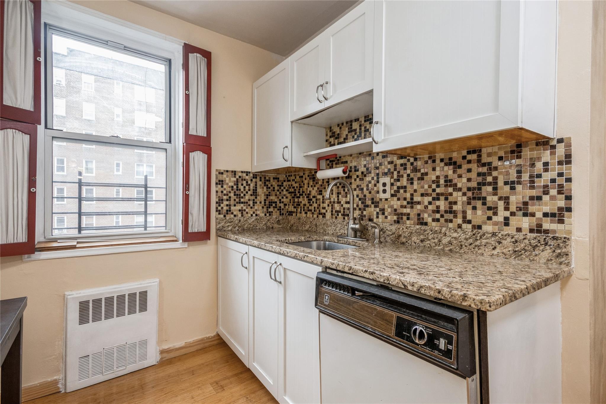 4 Sadore Lane # 3E, Yonkers, NY 10710