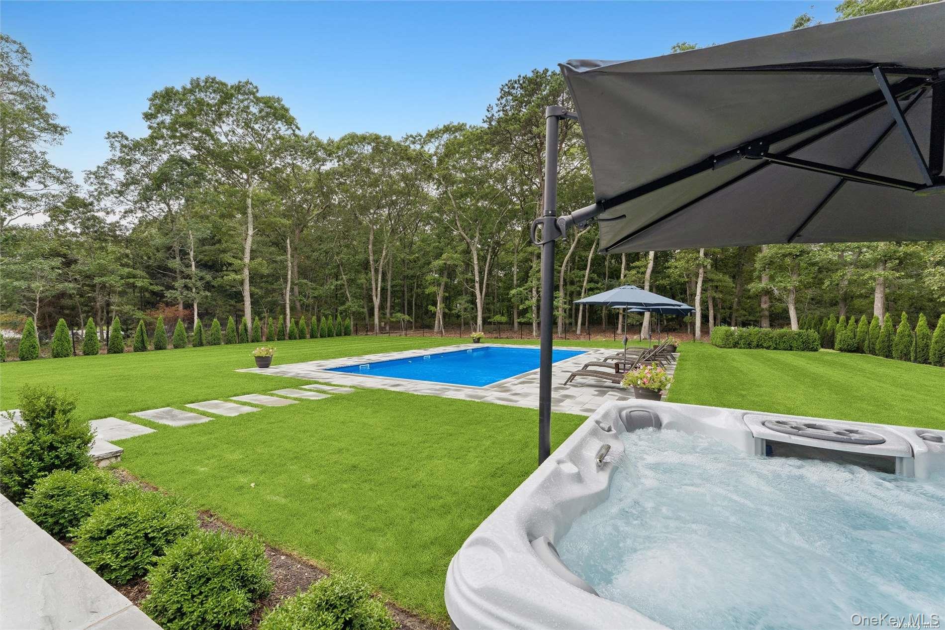 9 Mill Road, Remsenburg, NY 11960