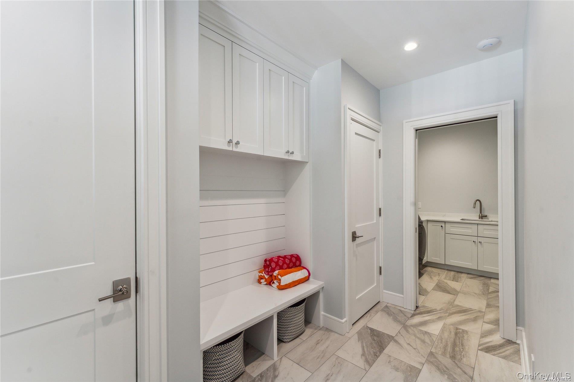 9 Mill Road, Remsenburg, NY 11960