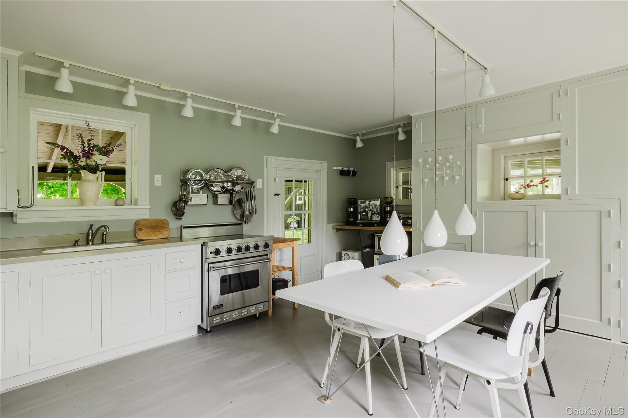 88 Mac Brown Road, Claverack, NY 12513