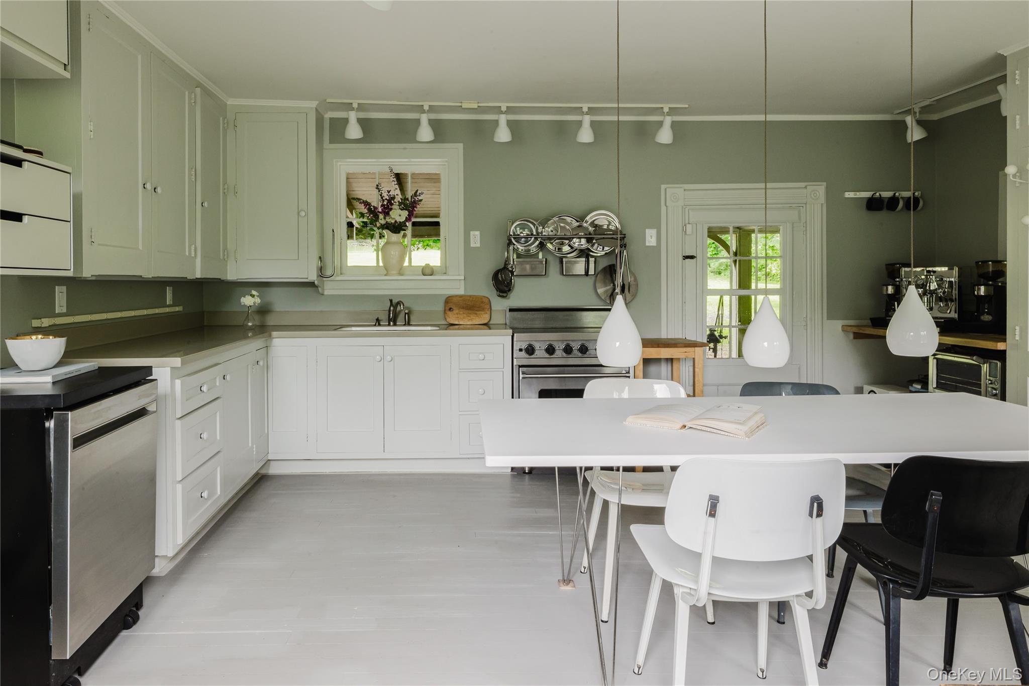 88 Mac Brown Road, Claverack, NY 12513