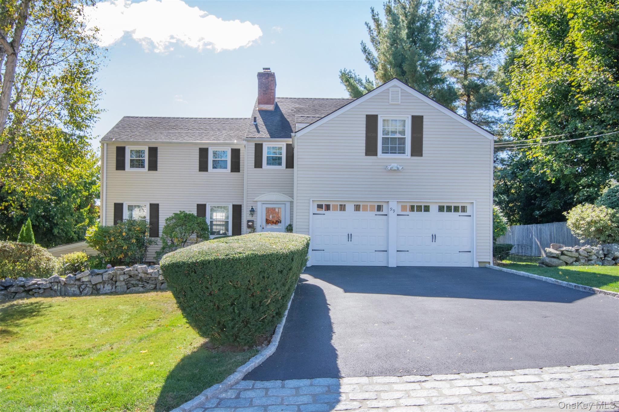 99 Rockingchair Road, White Plains, NY 10607