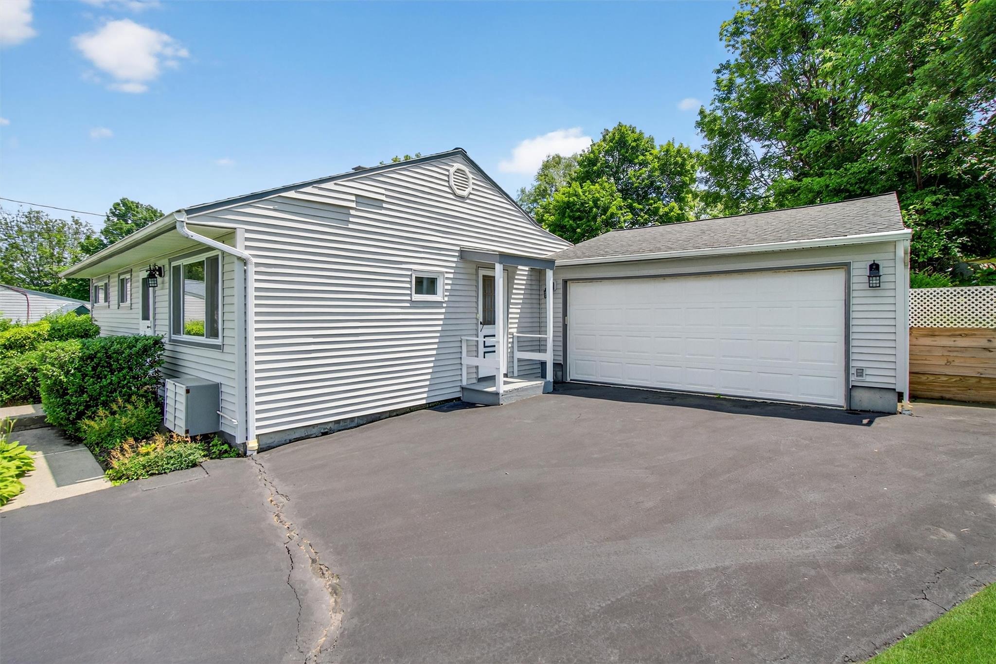 6 Peter Scott Drive, Cornwall, NY 12518