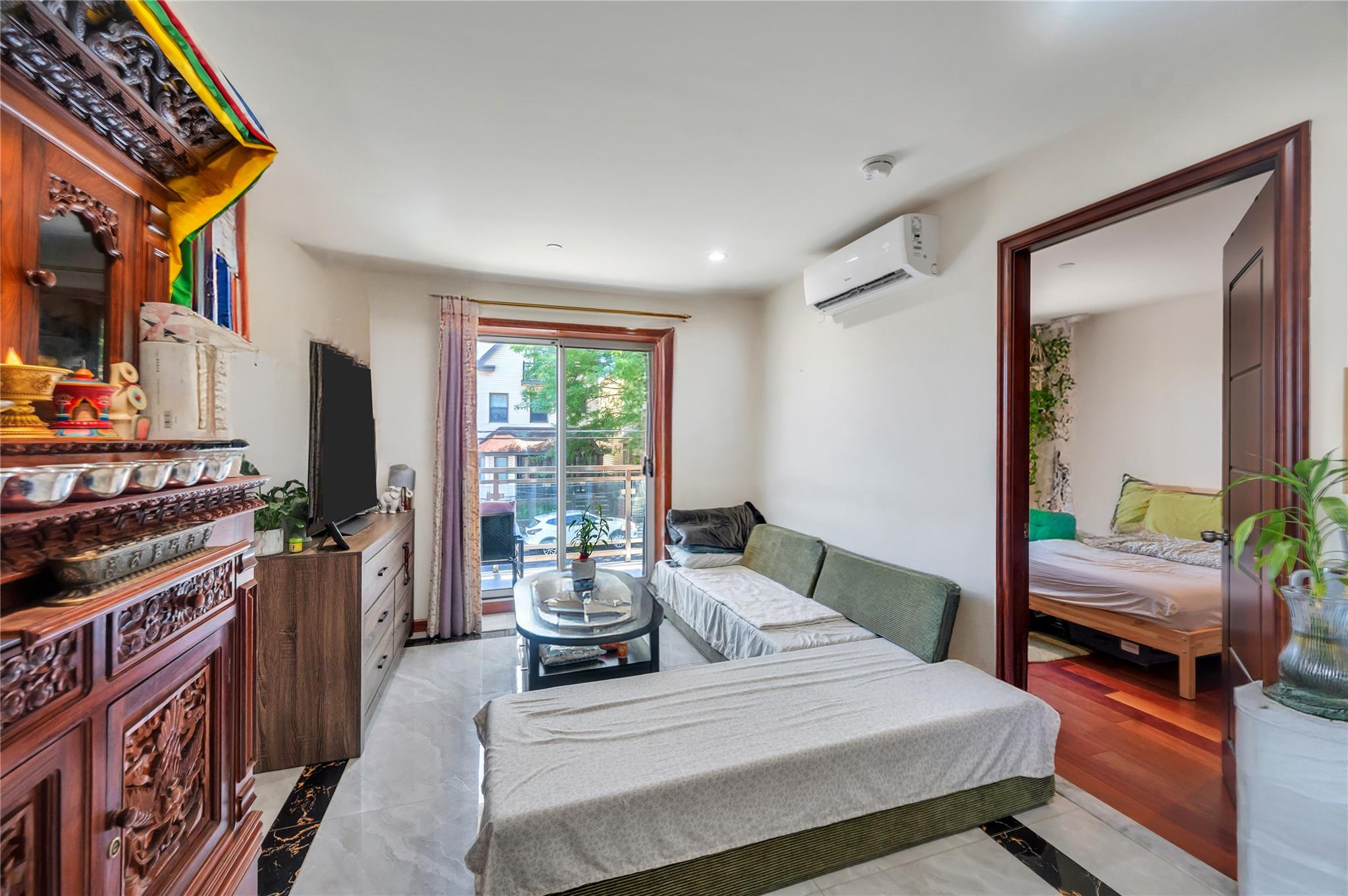 7425 43rd Avenue # 2A, Elmhurst, NY 11373