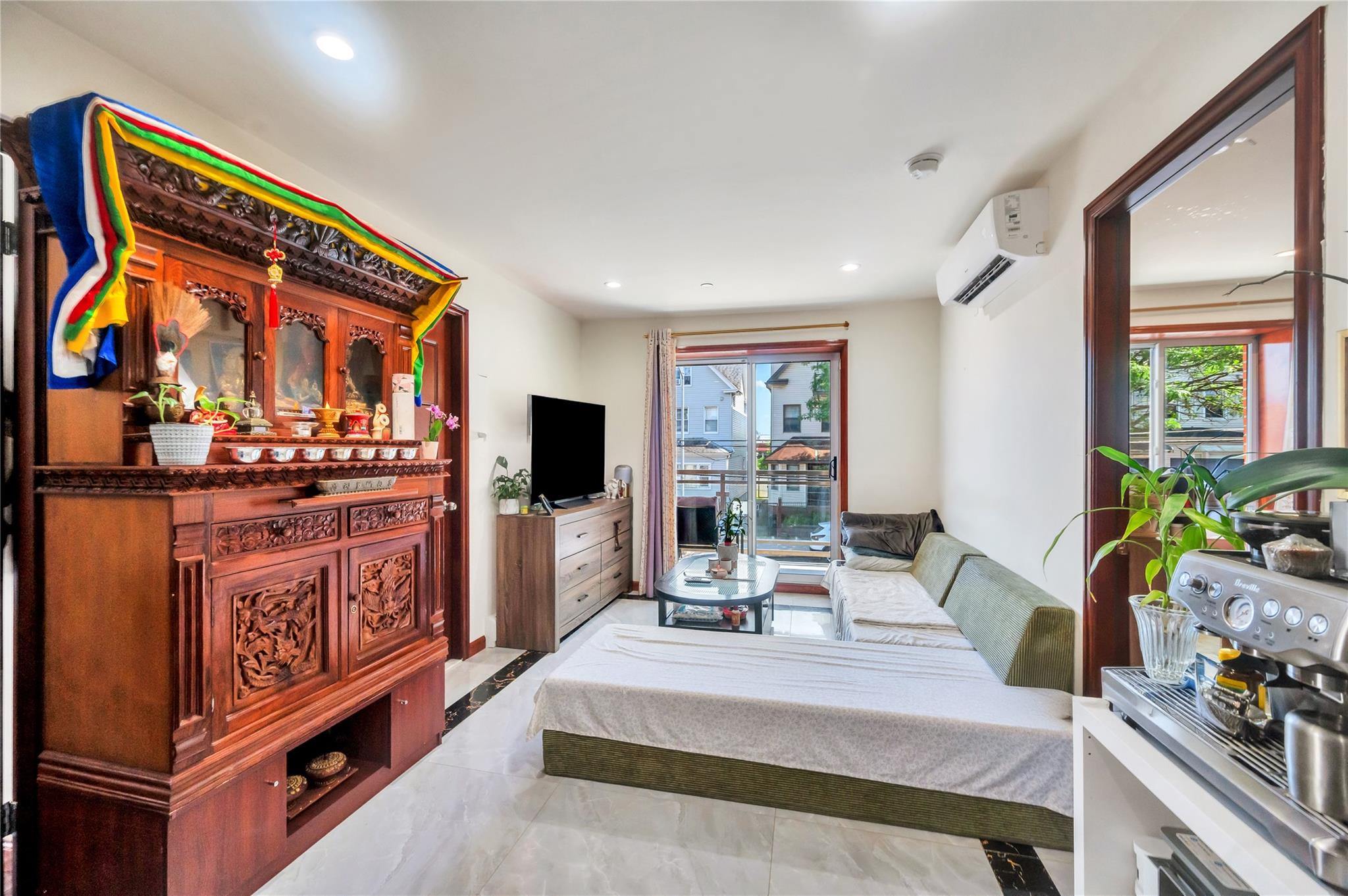 7425 43rd Avenue # 2A, Elmhurst, NY 11373