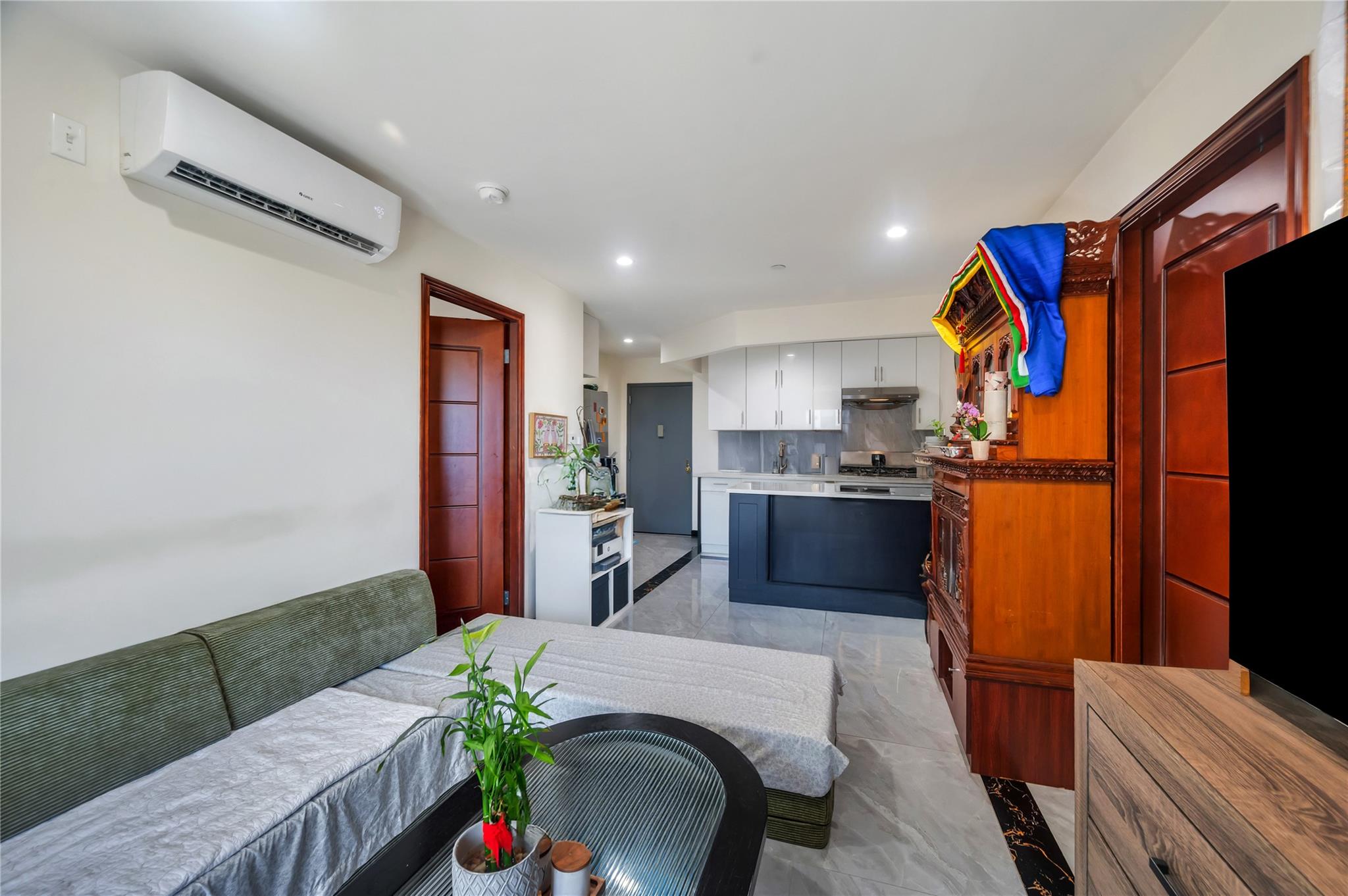 7425 43rd Avenue # 2A, Elmhurst, NY 11373