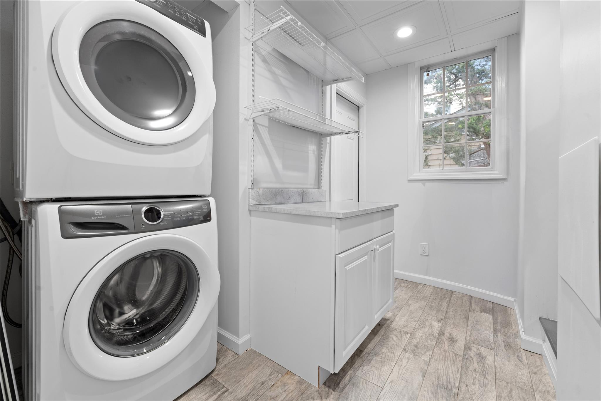 156 Lefferts Road, Woodmere, NY 11598