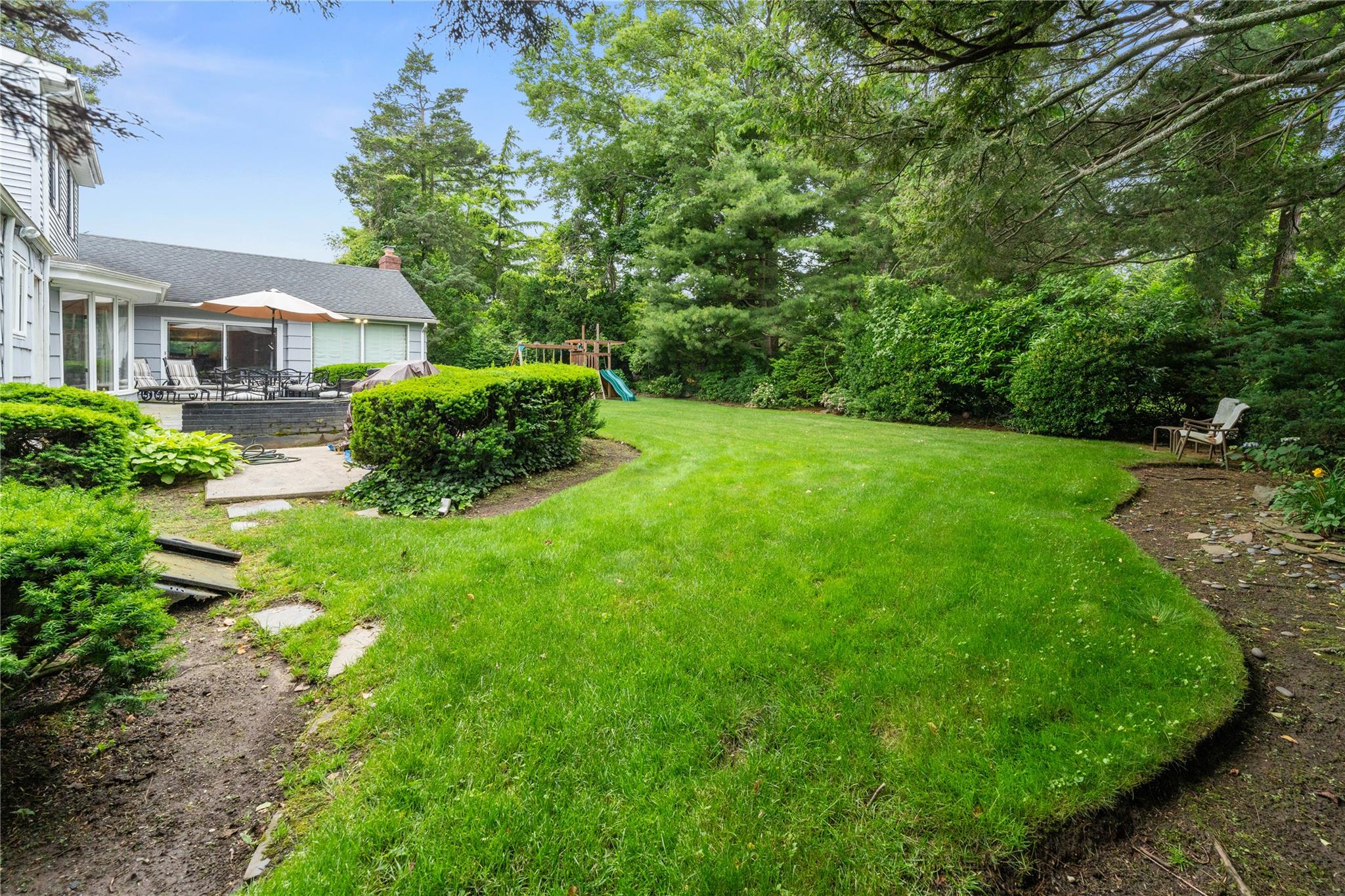 156 Lefferts Road, Woodmere, NY 11598