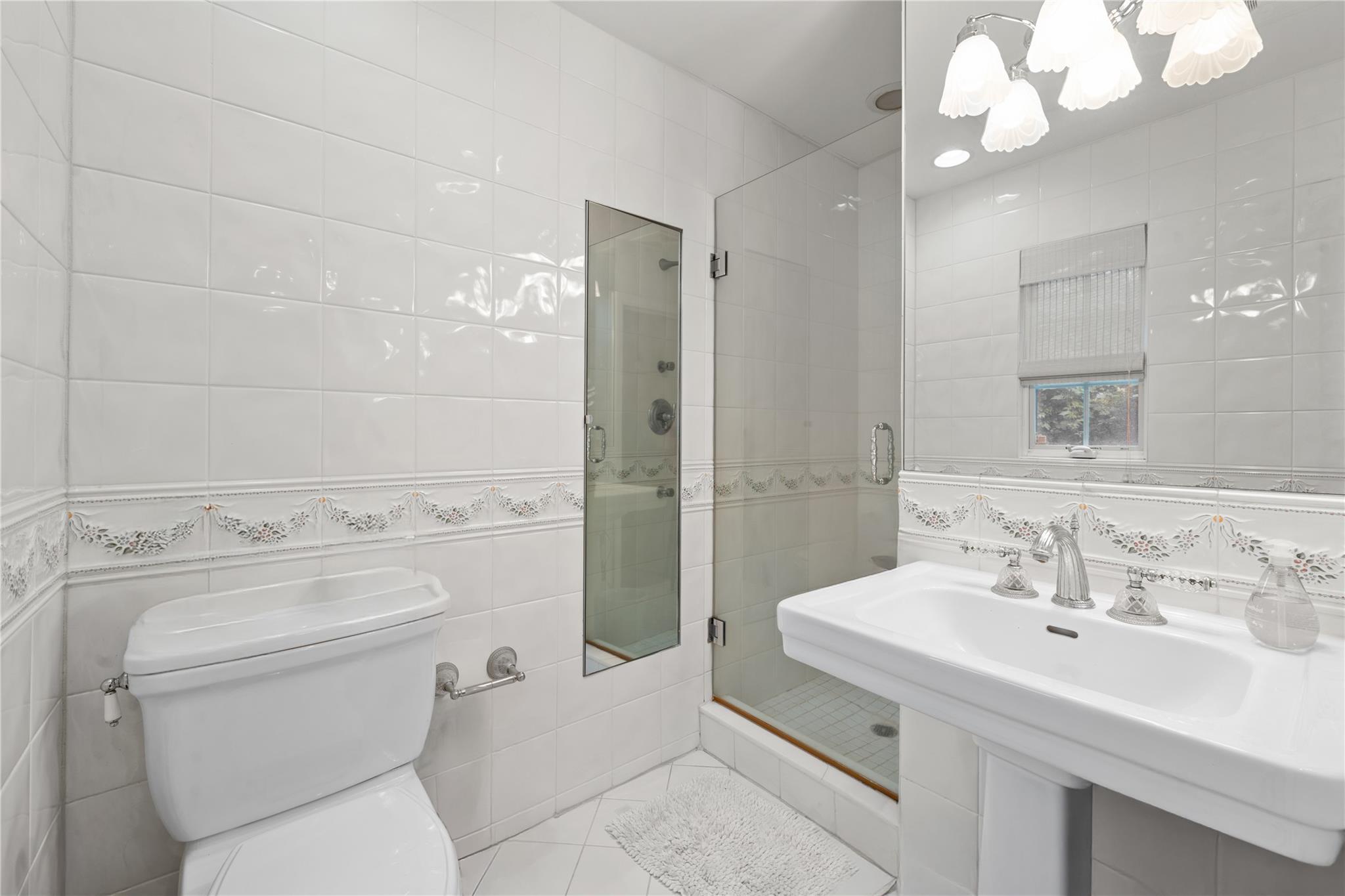 156 Lefferts Road, Woodmere, NY 11598