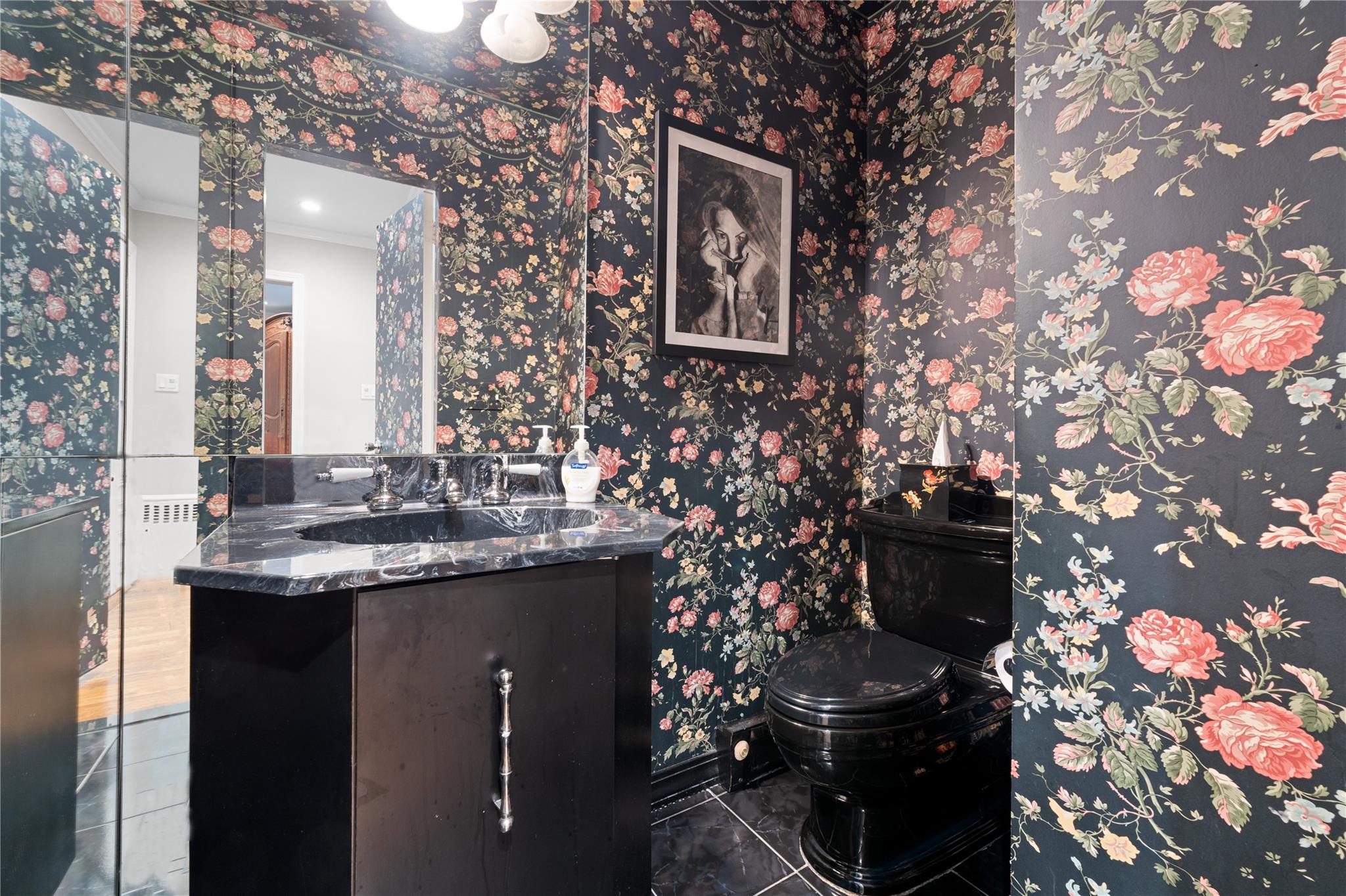 156 Lefferts Road, Woodmere, NY 11598