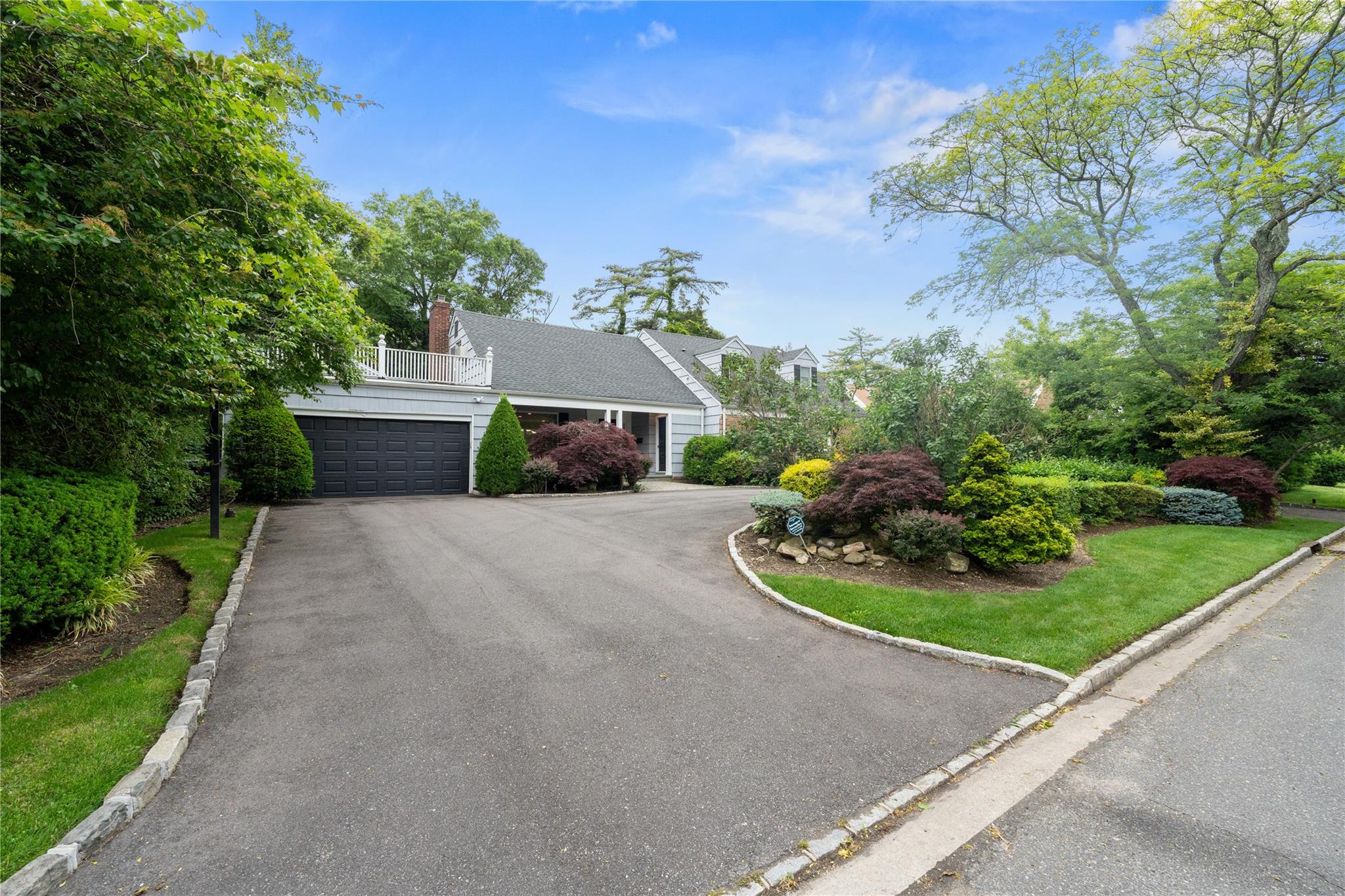 156 Lefferts Road, Woodmere, NY 11598