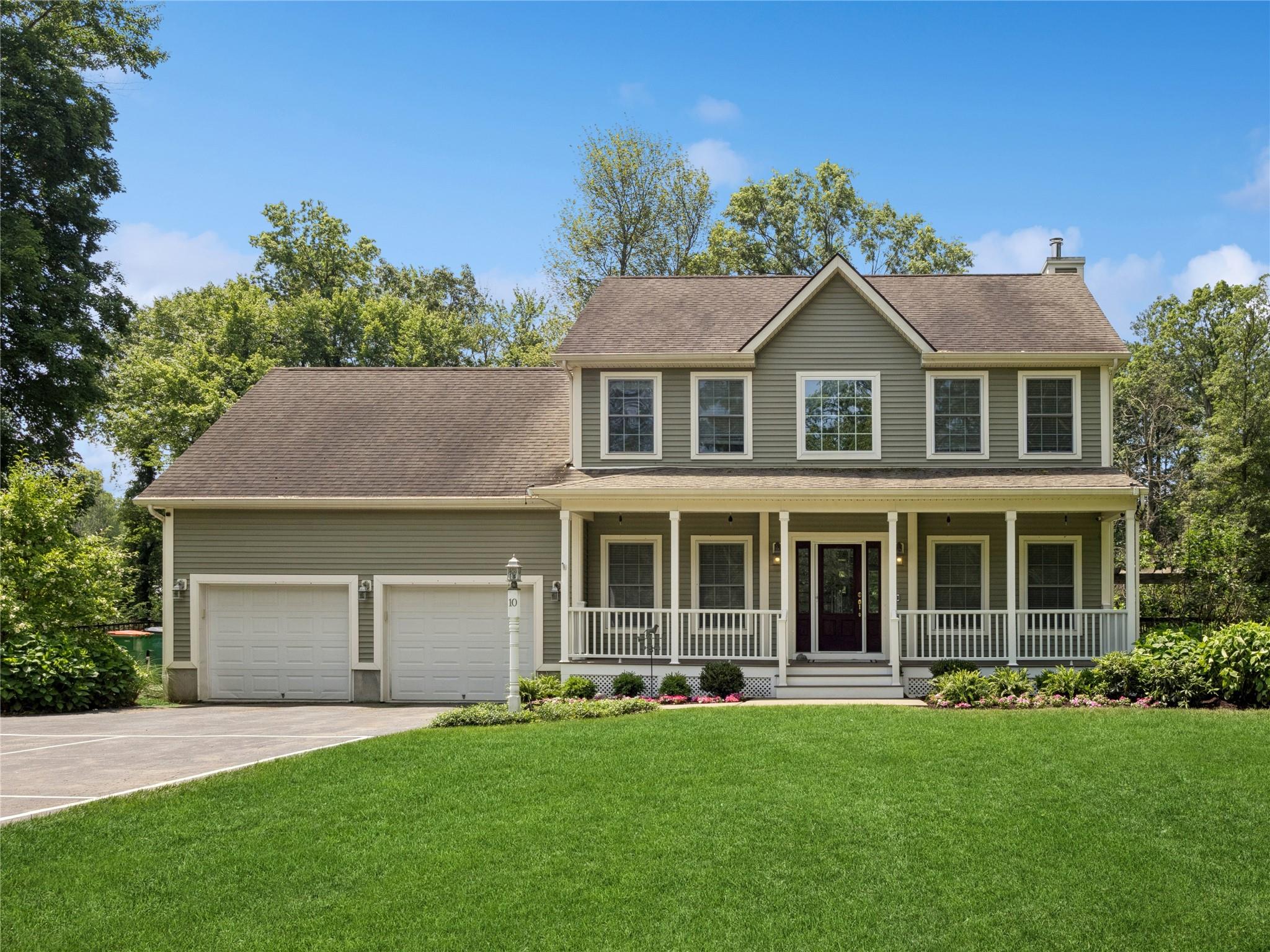 10 Lilac Lane, Fishkill, NY 12524