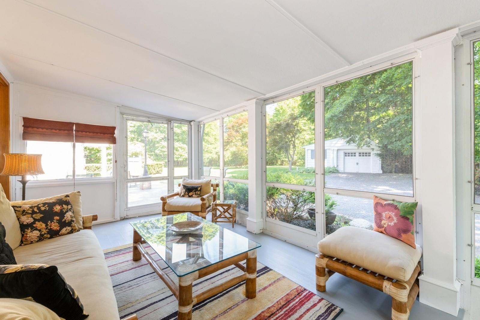 107 S Country Road, East Patchogue, NY 11772