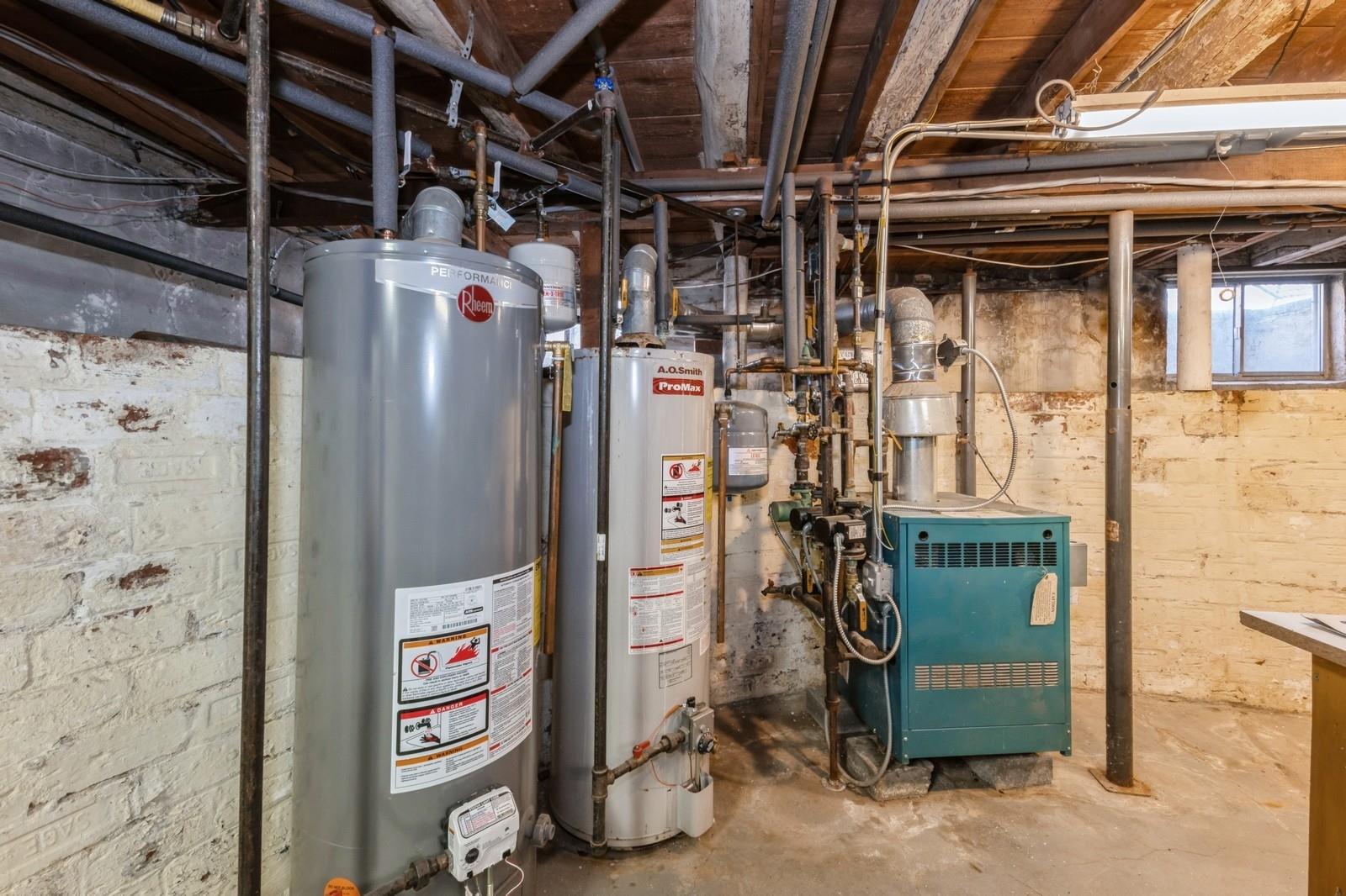 107 S Country Road, East Patchogue, NY 11772