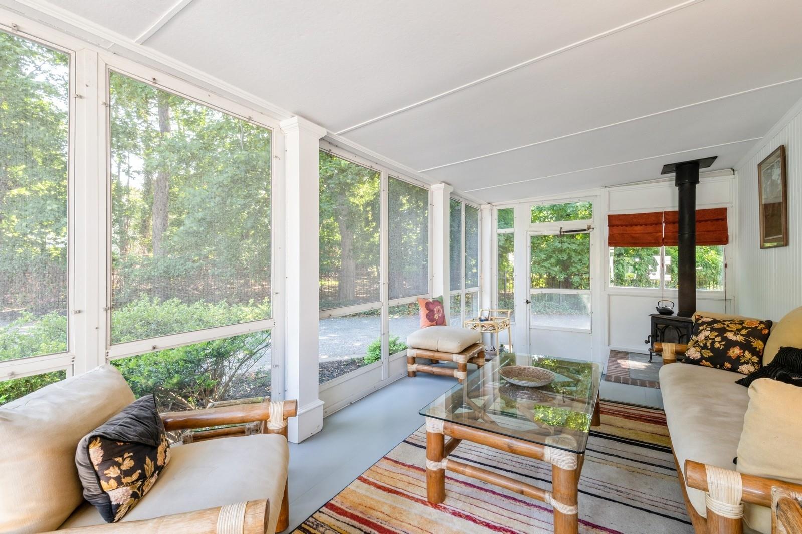 107 S Country Road, East Patchogue, NY 11772