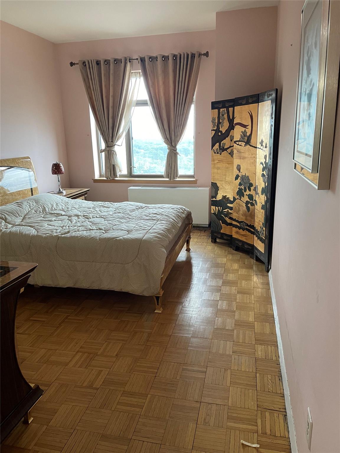 112-01 Queens Boulevard # 20-E, Forest Hills, NY 11375