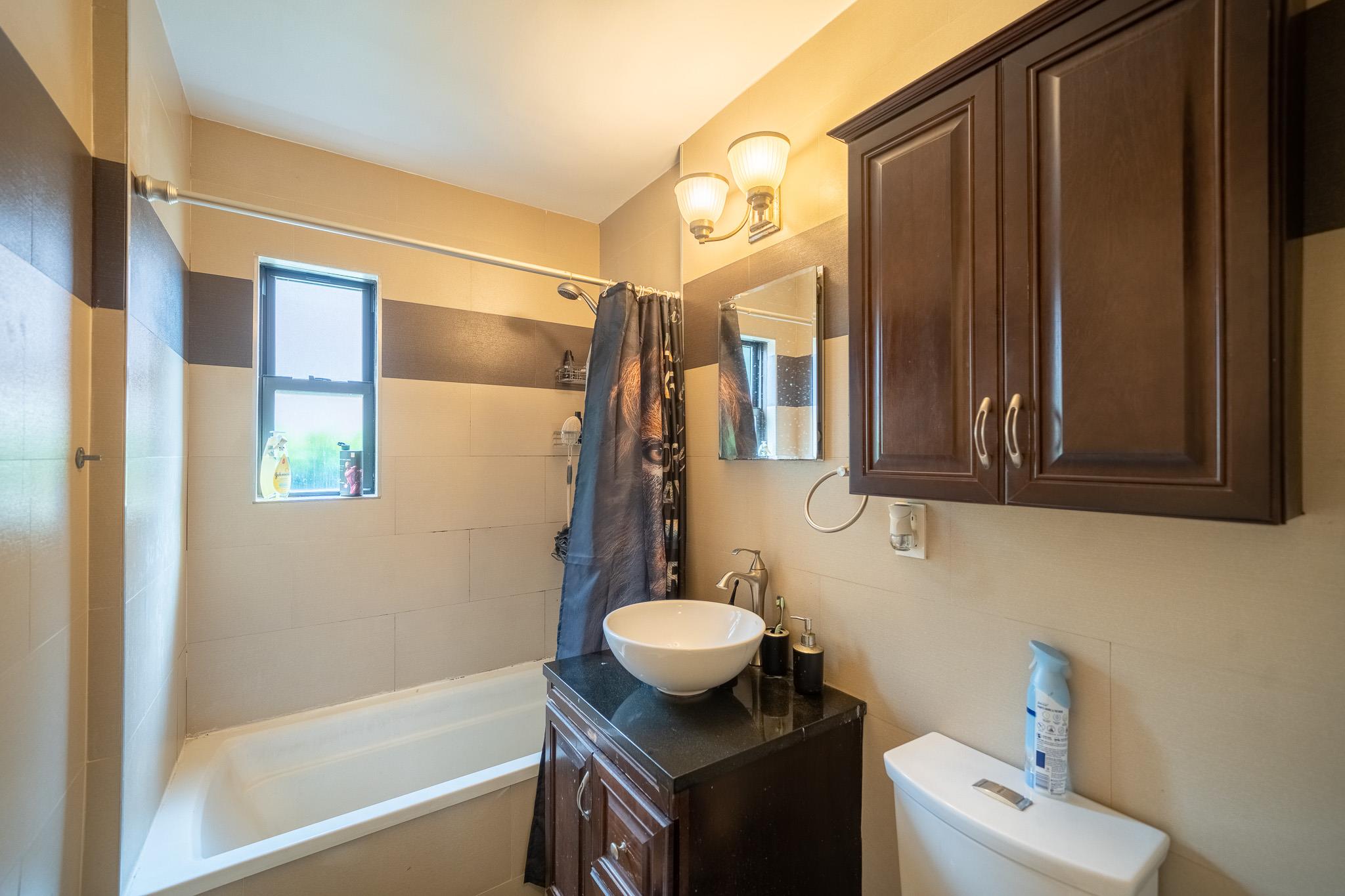 218-12 73rd Avenue # 401A1, Oakland Gardens, NY 11364