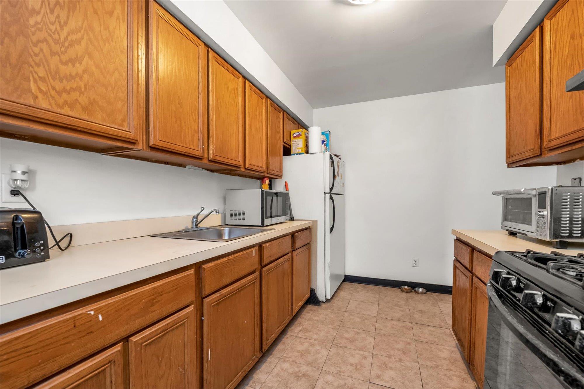 10753 Spa Place, Jamaica, NY 11435