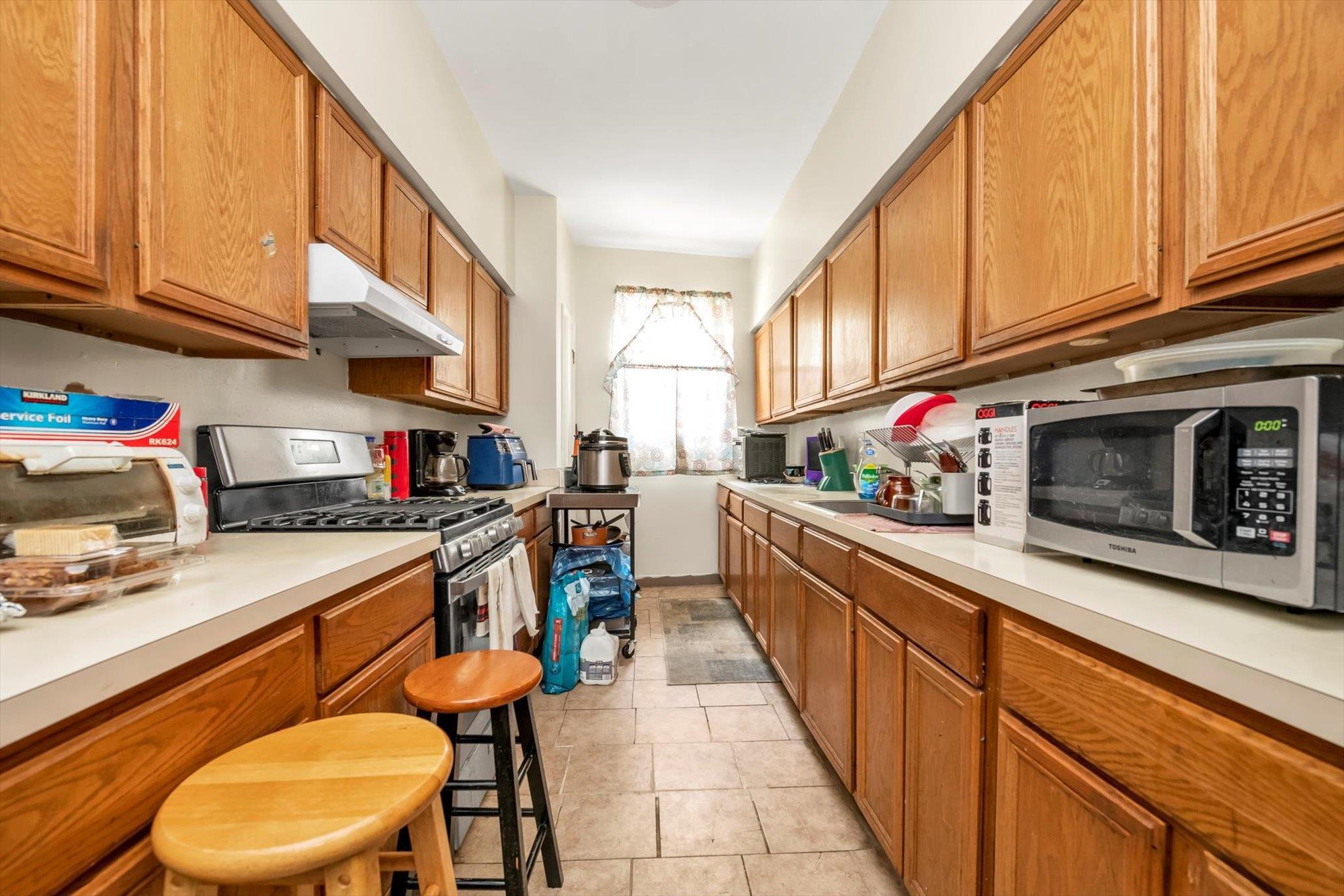 10753 Spa Place, Jamaica, NY 11435