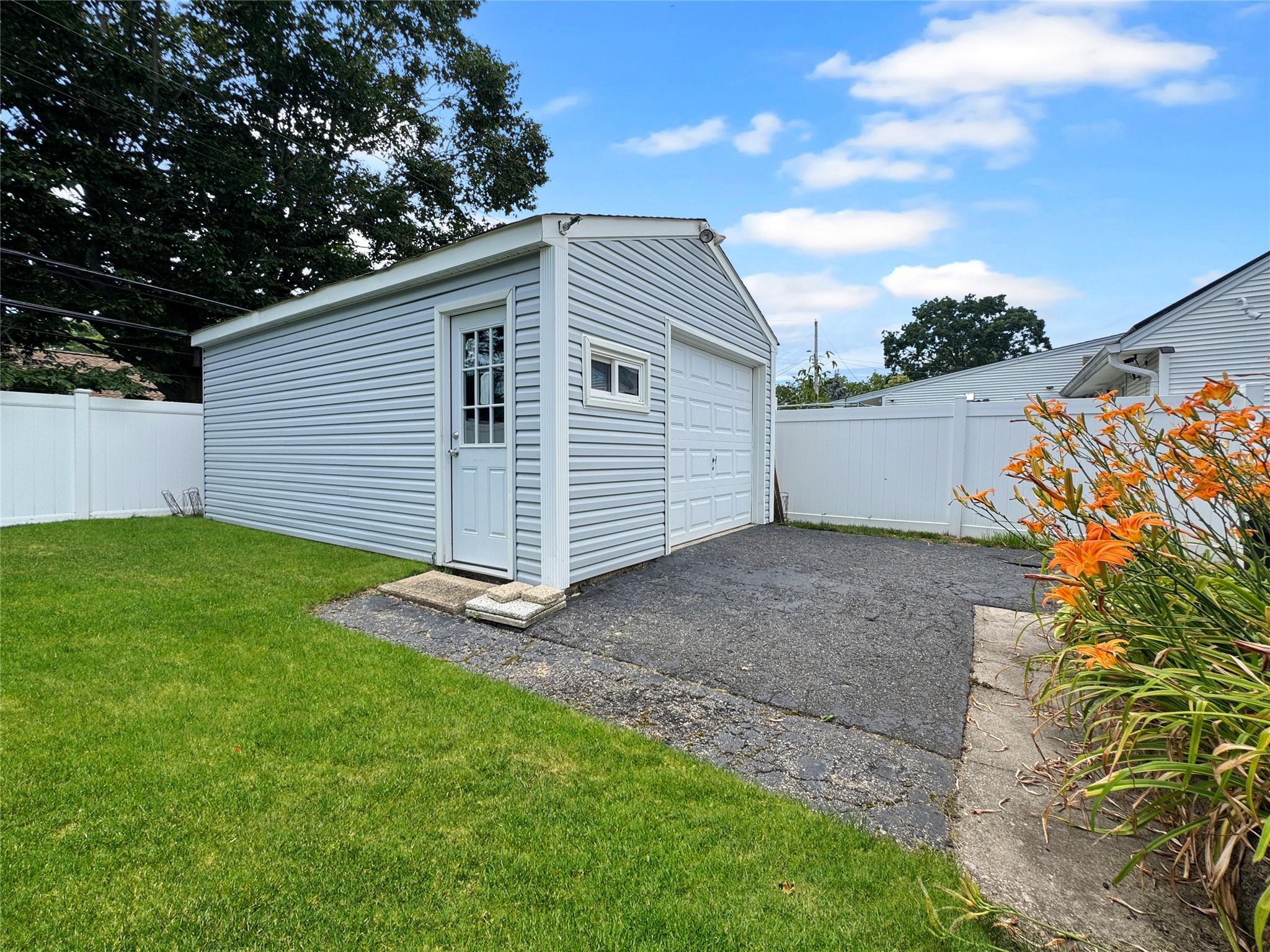 732 Barkley Avenue, East Meadow, NY 11554