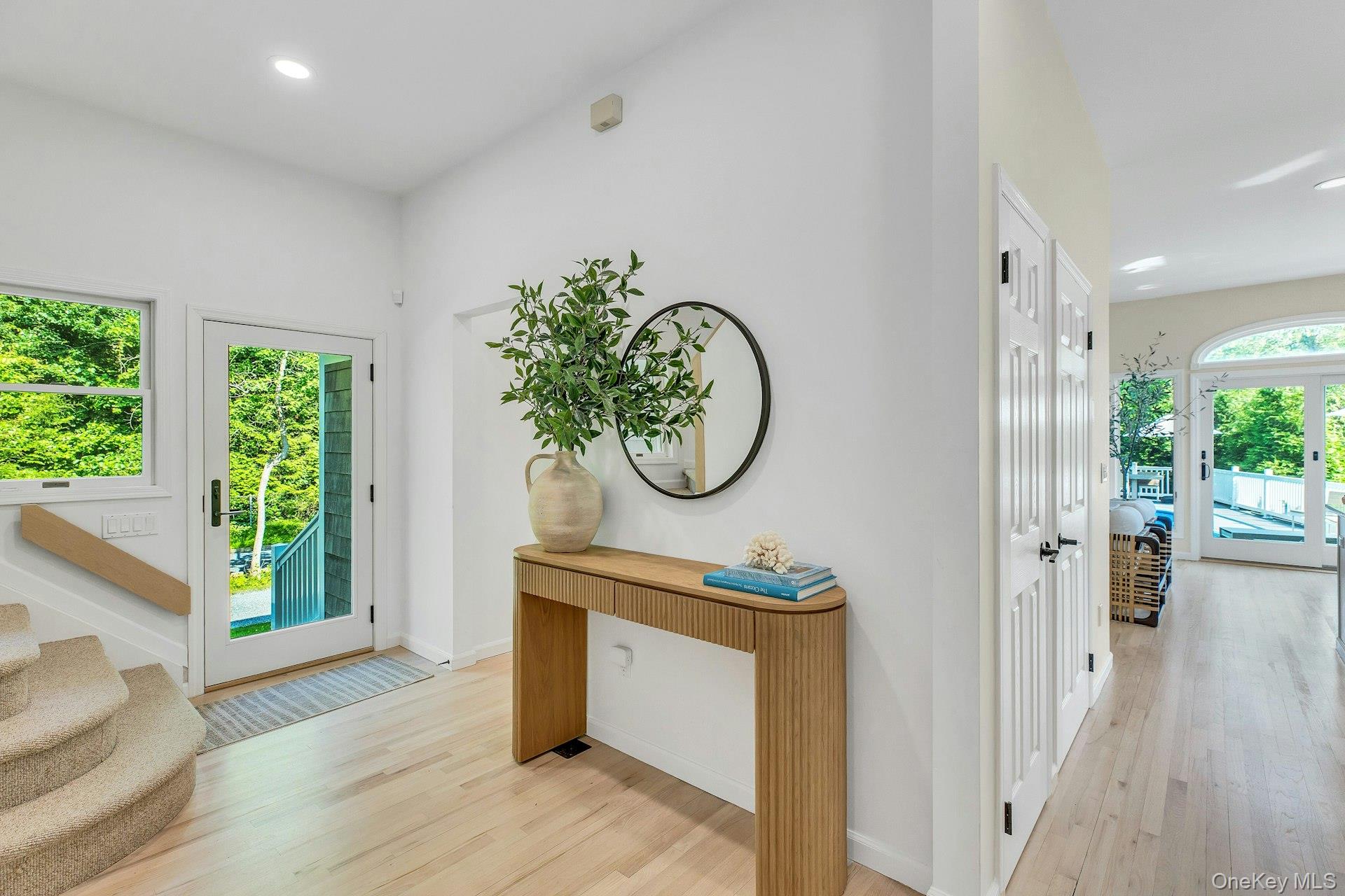 56 S Country Road, Westhampton, NY 11977