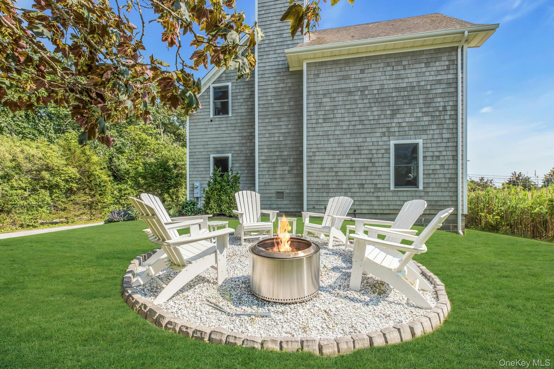 56 S Country Road, Westhampton, NY 11977