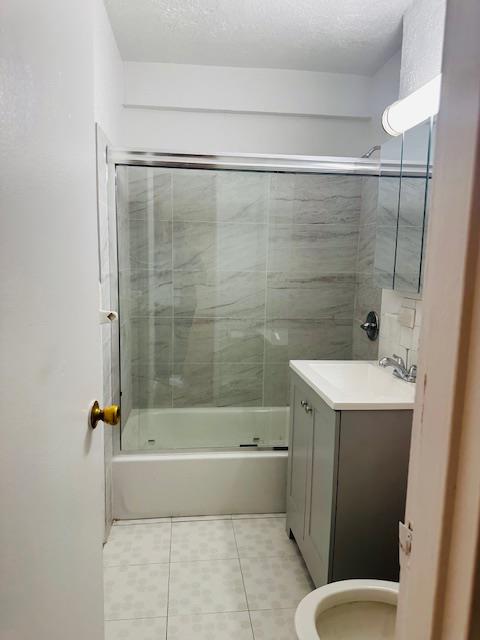 86-05 60 Road # 2E, Elmhurst, NY 11373